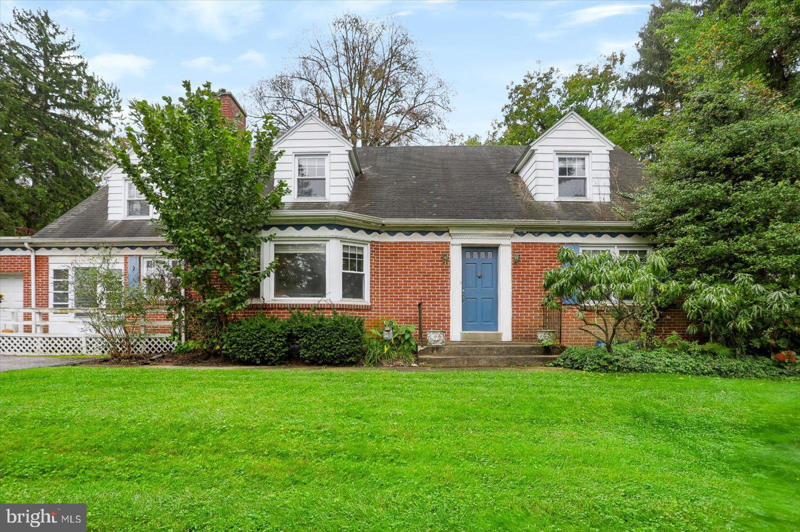 958 COUNTRY CLUB ROAD