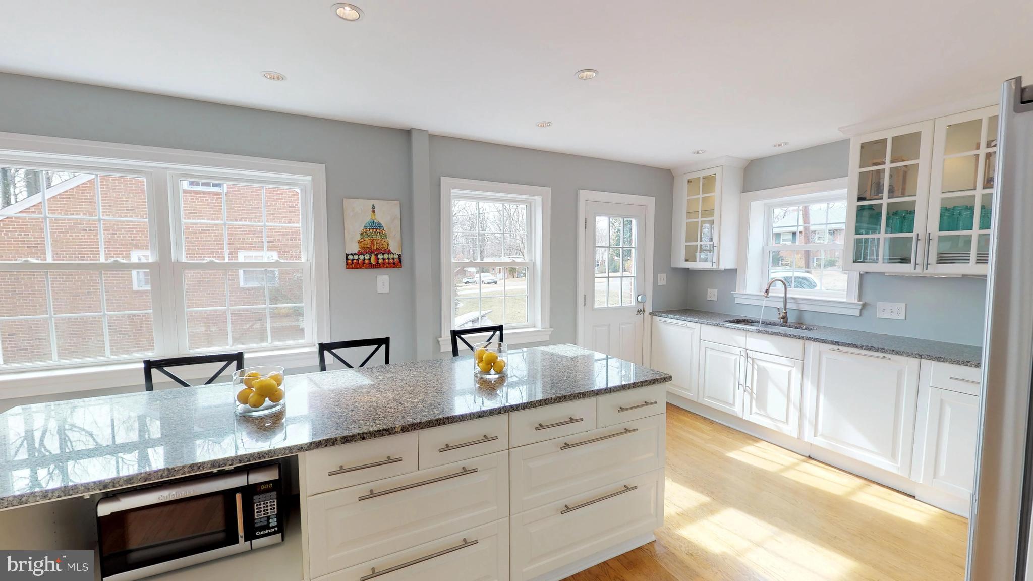 SLEEPY HOLLOW MANOR - Residential