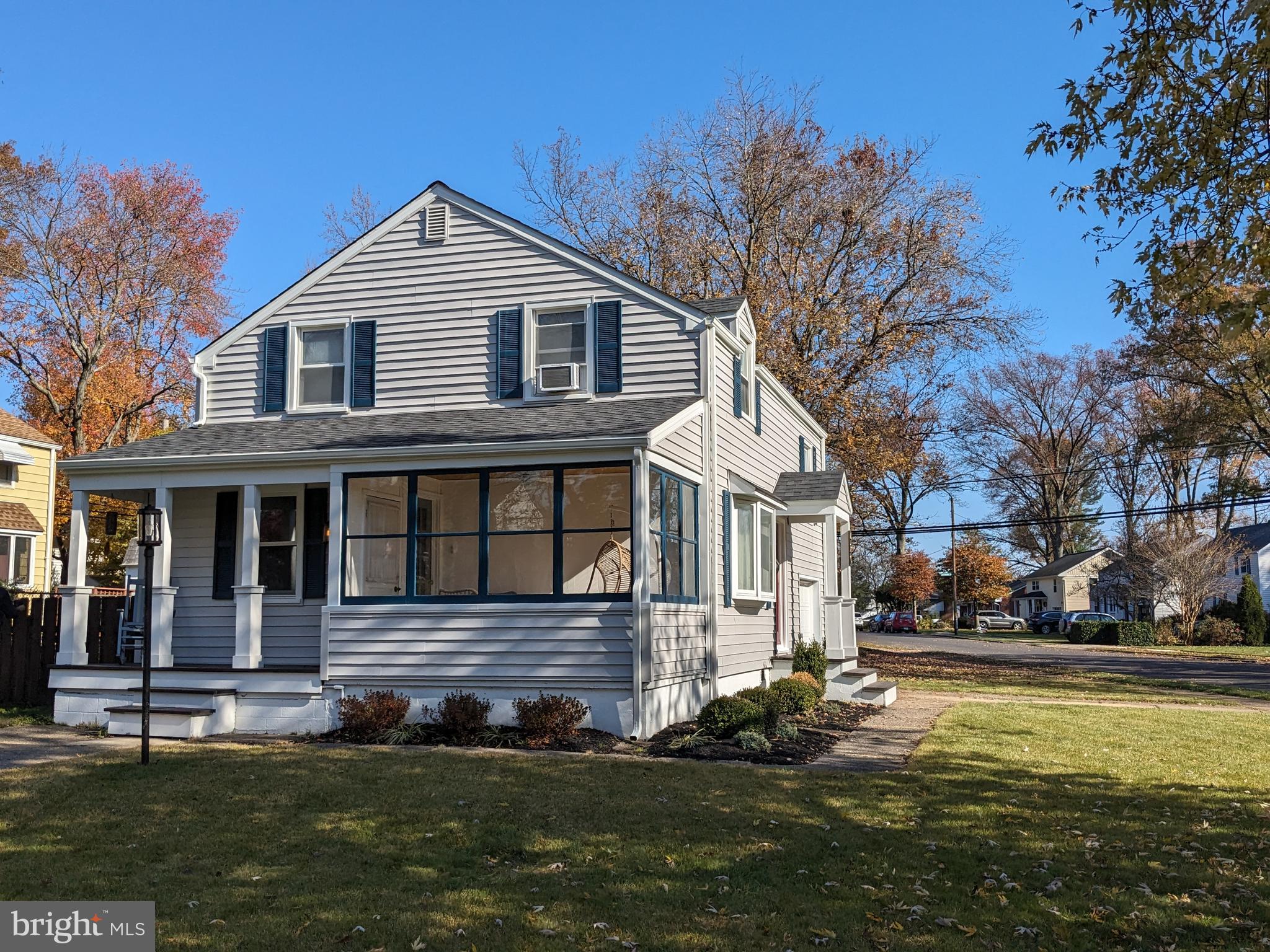 HIGHLAND PARK - Residential Lease