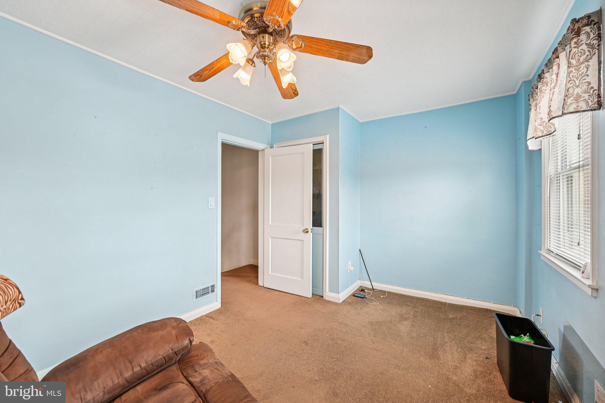 MERRITT HOMES - Residential