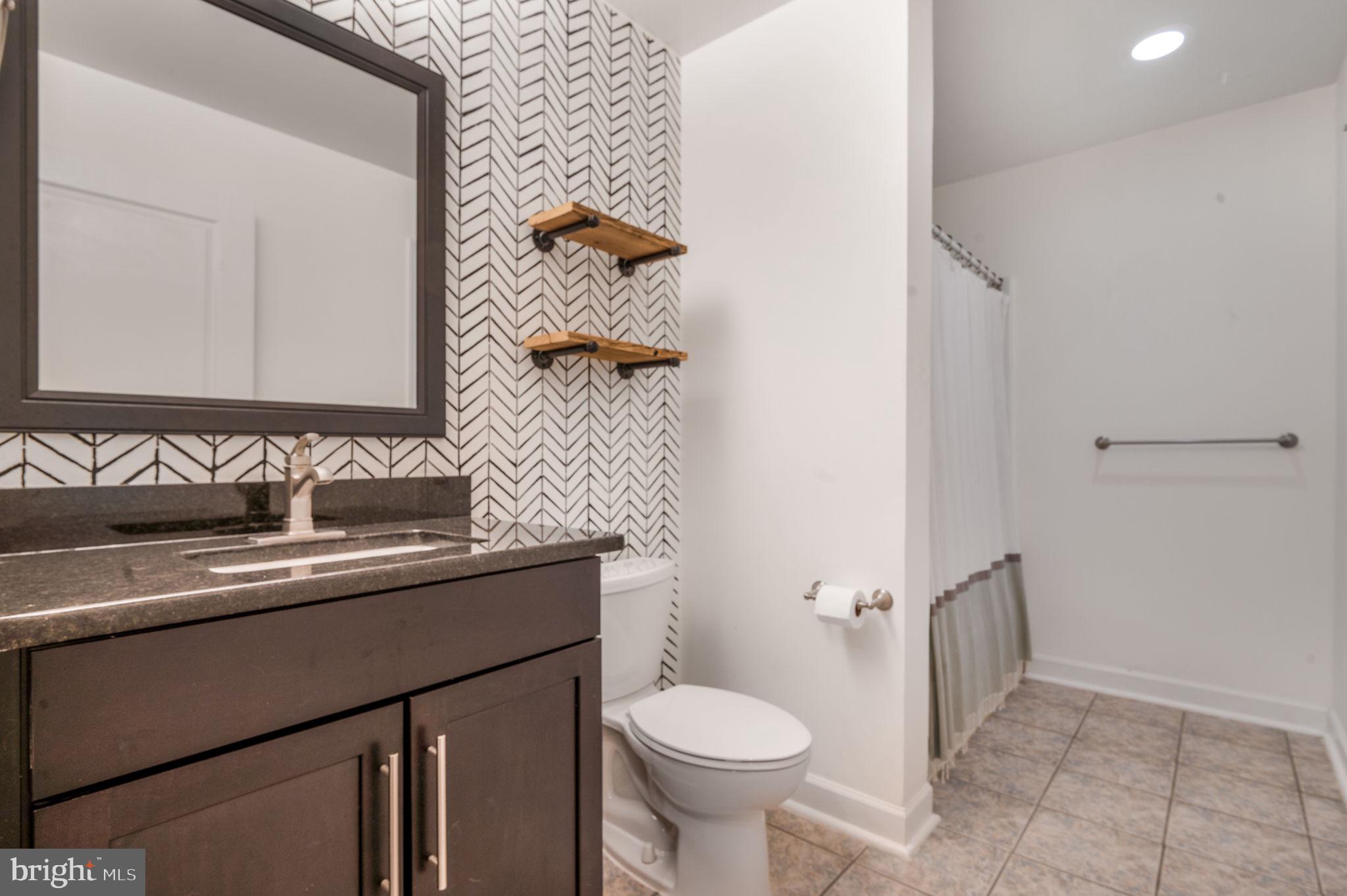 SAVOY PARK CONDOMINIUMS - Residential