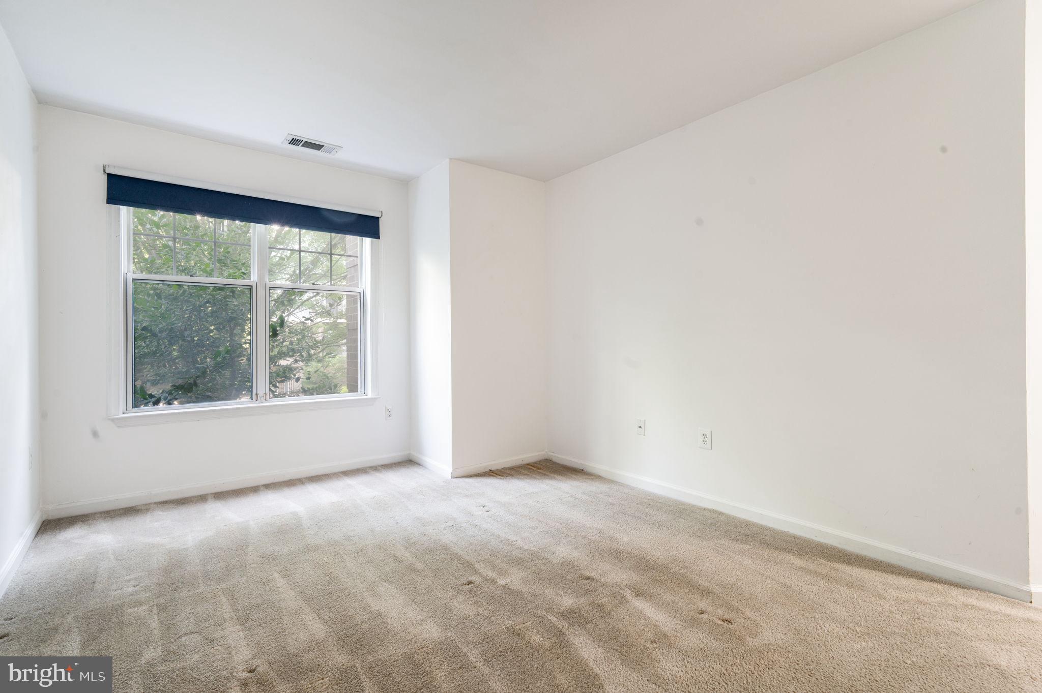 SAVOY PARK CONDOMINIUMS - Residential