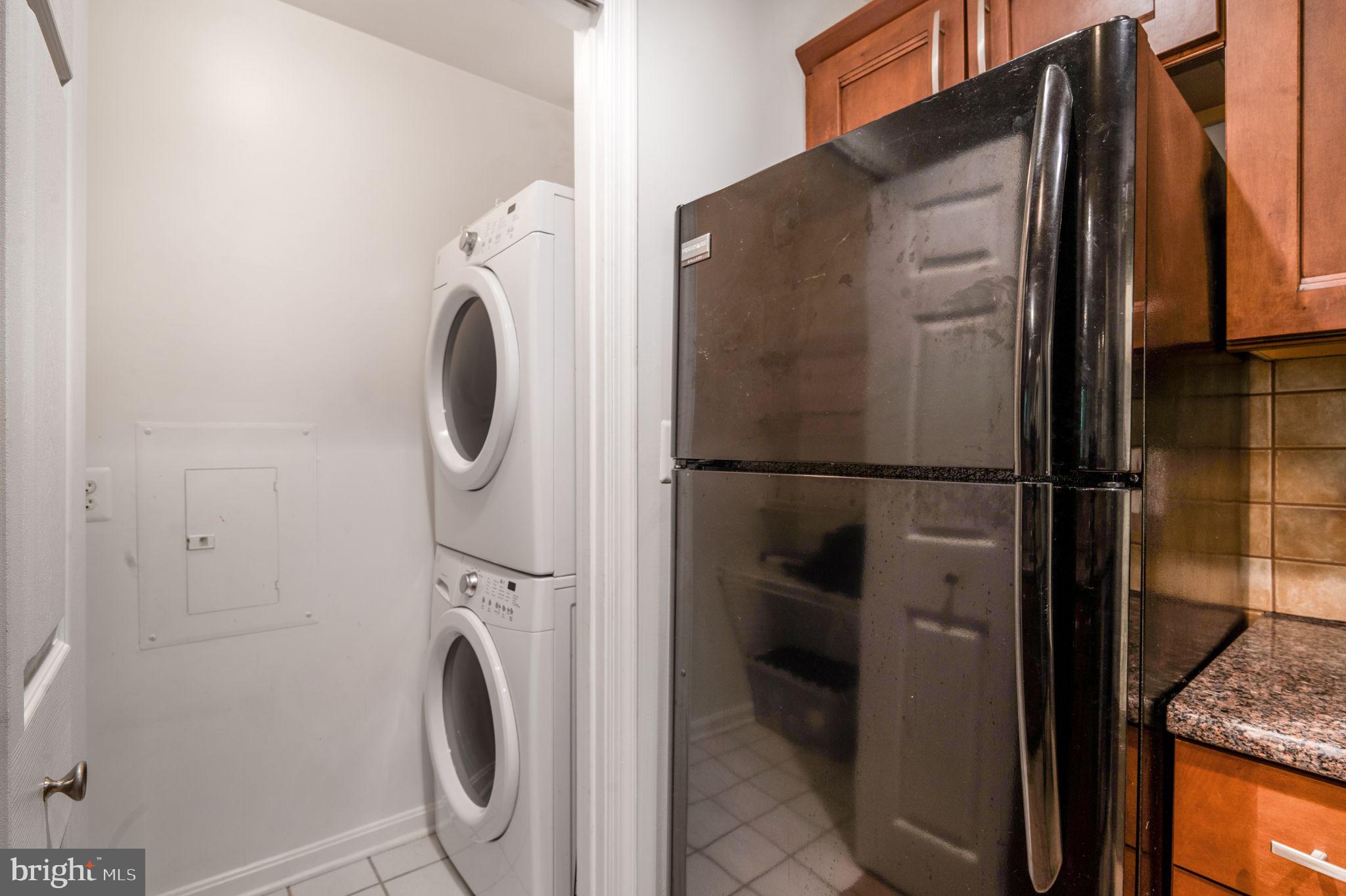 SAVOY PARK CONDOMINIUMS - Residential