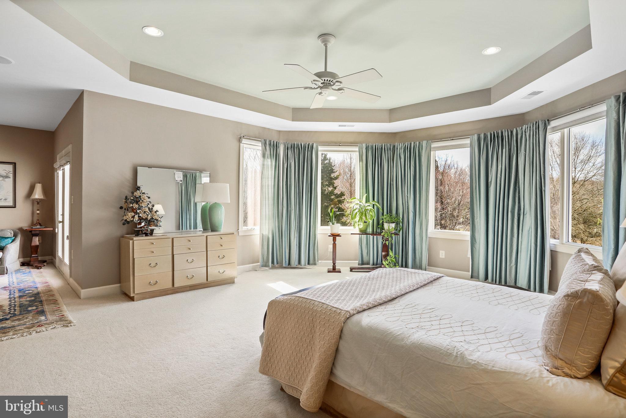 RIVERBEND - Residential