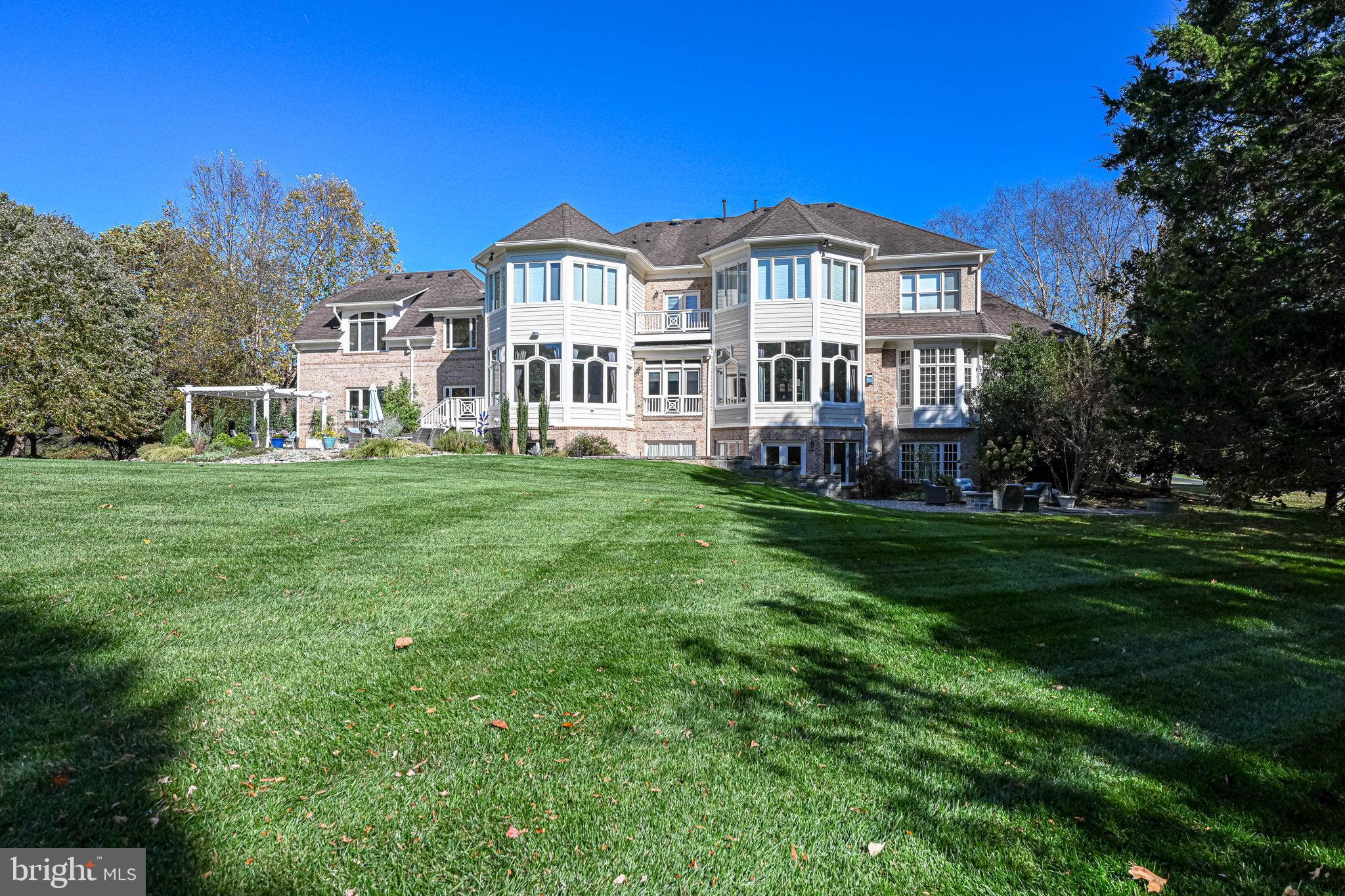 RIVERBEND - Residential