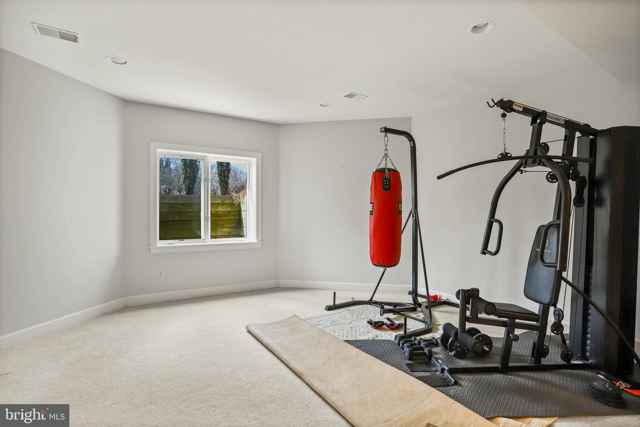 RIVERBEND - Residential