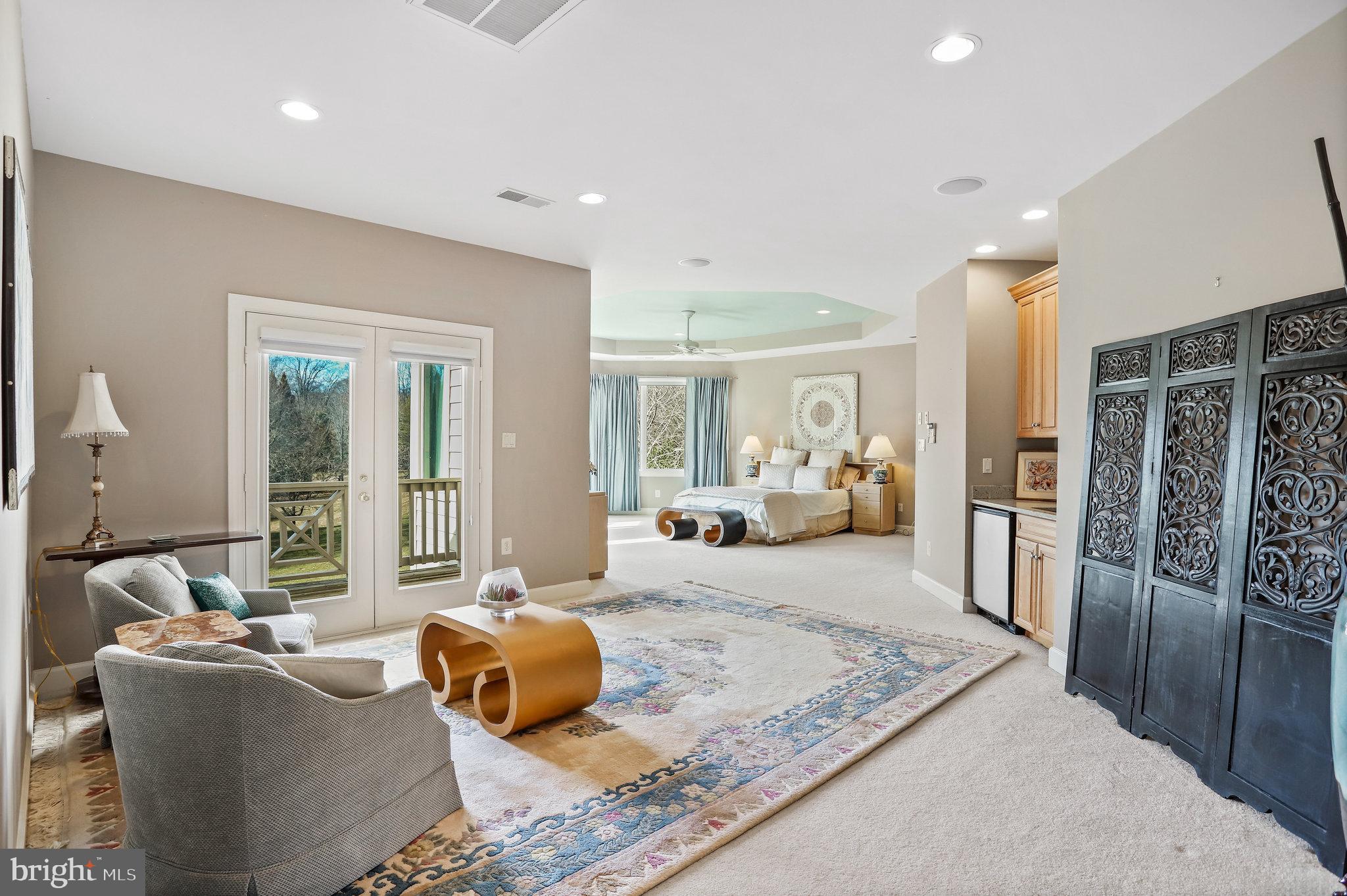 RIVERBEND - Residential