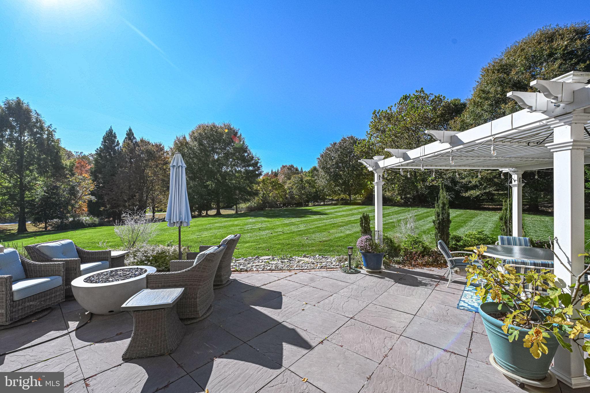 RIVERBEND - Residential