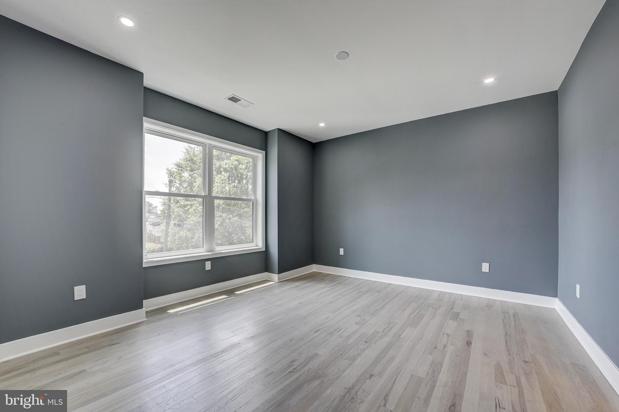 MARYMOUNT - Residential