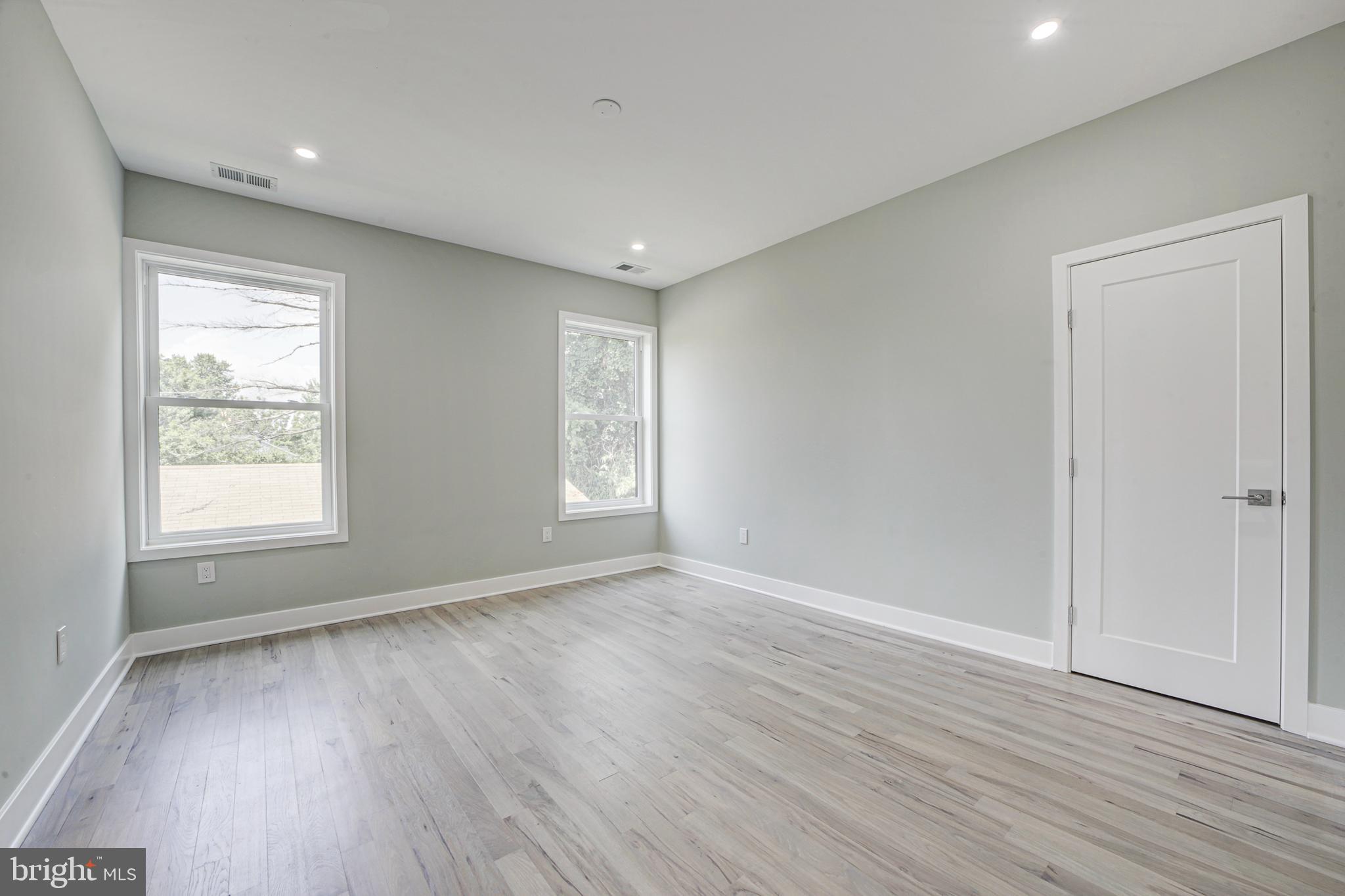 MARYMOUNT - Residential