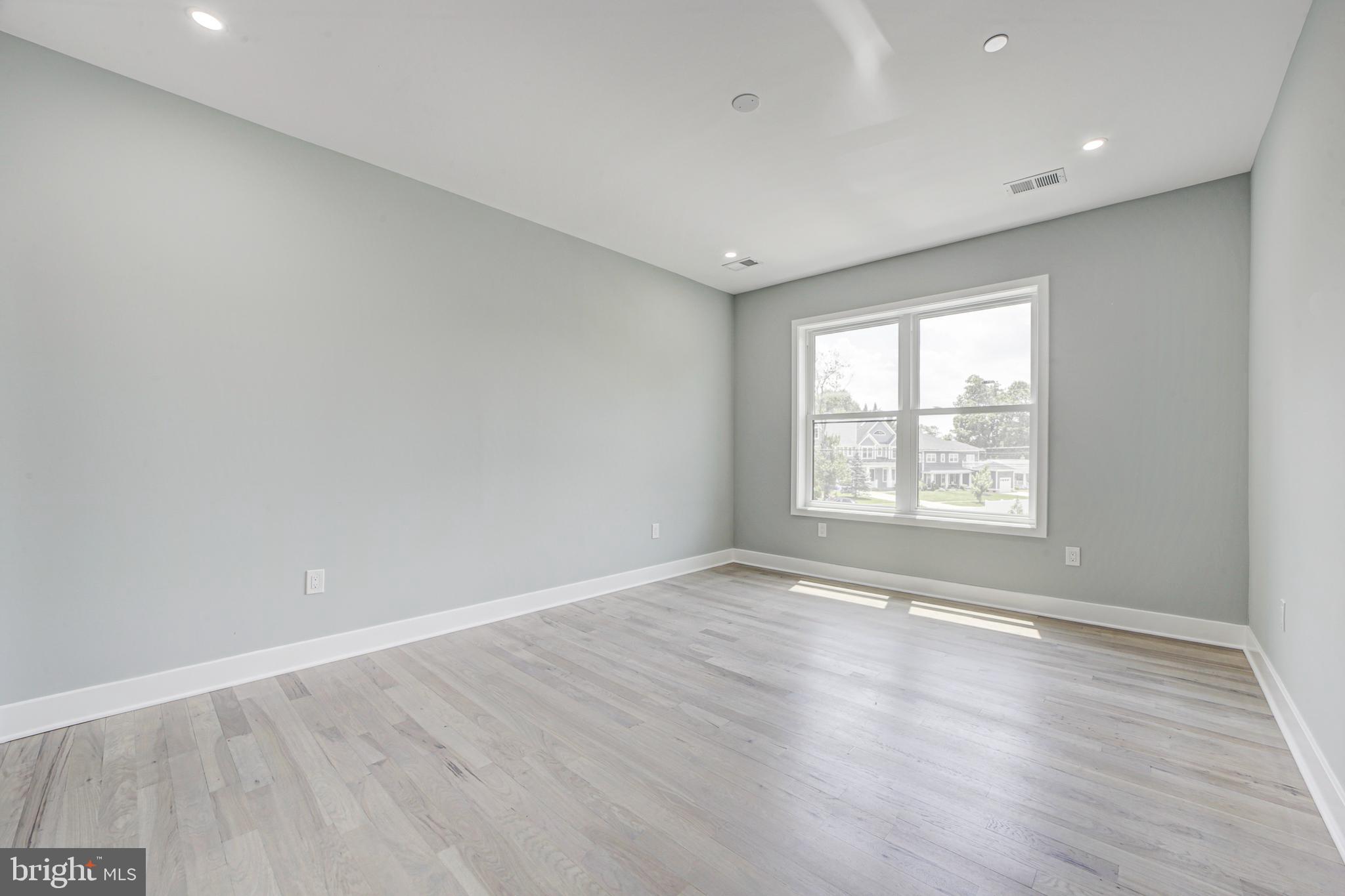 MARYMOUNT - Residential