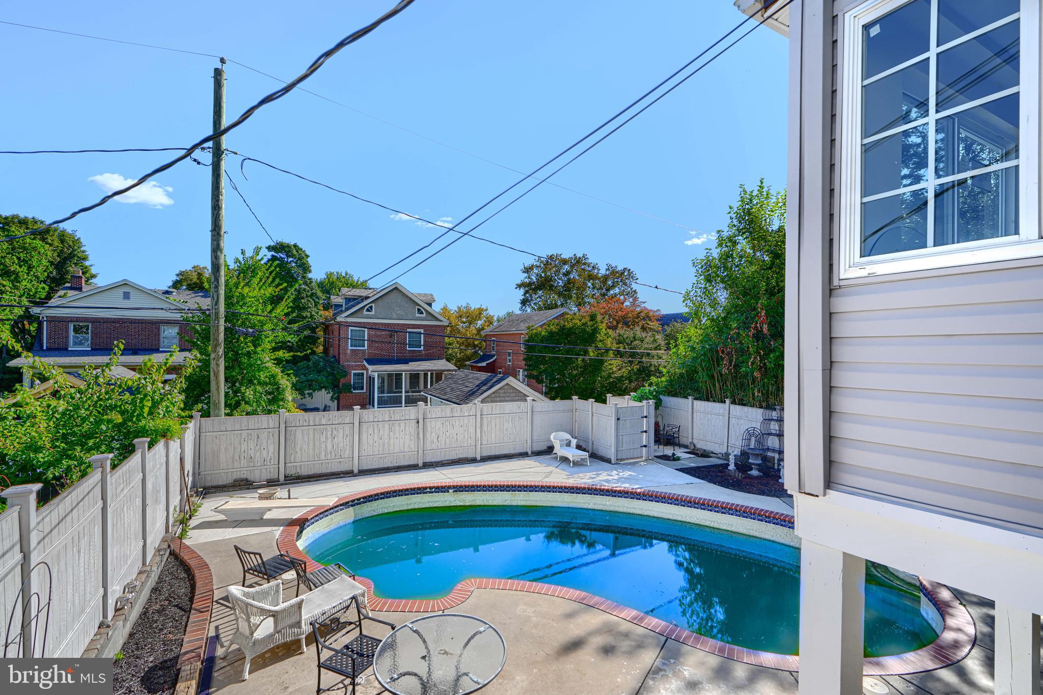 MAYFIELD - Residential