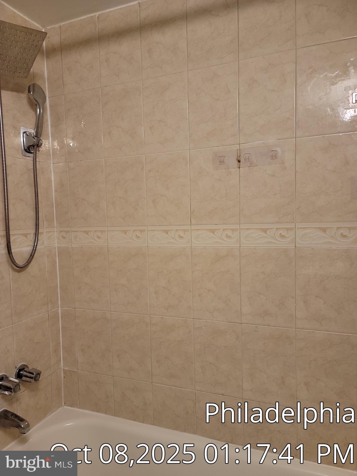 BUSTLETON - Residential Lease