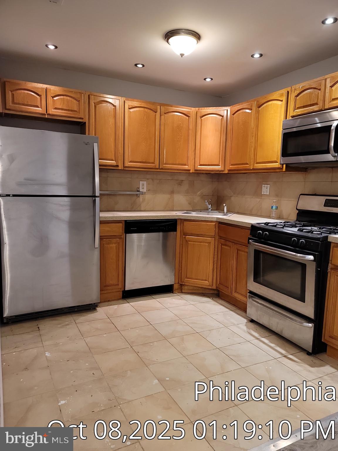 BUSTLETON - Residential Lease