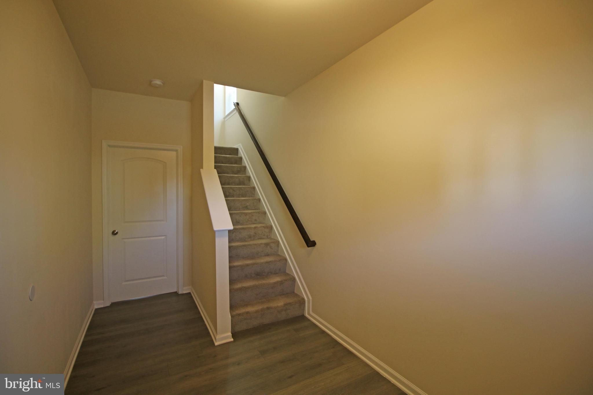 ADMIRALS QUAY - Residential Lease