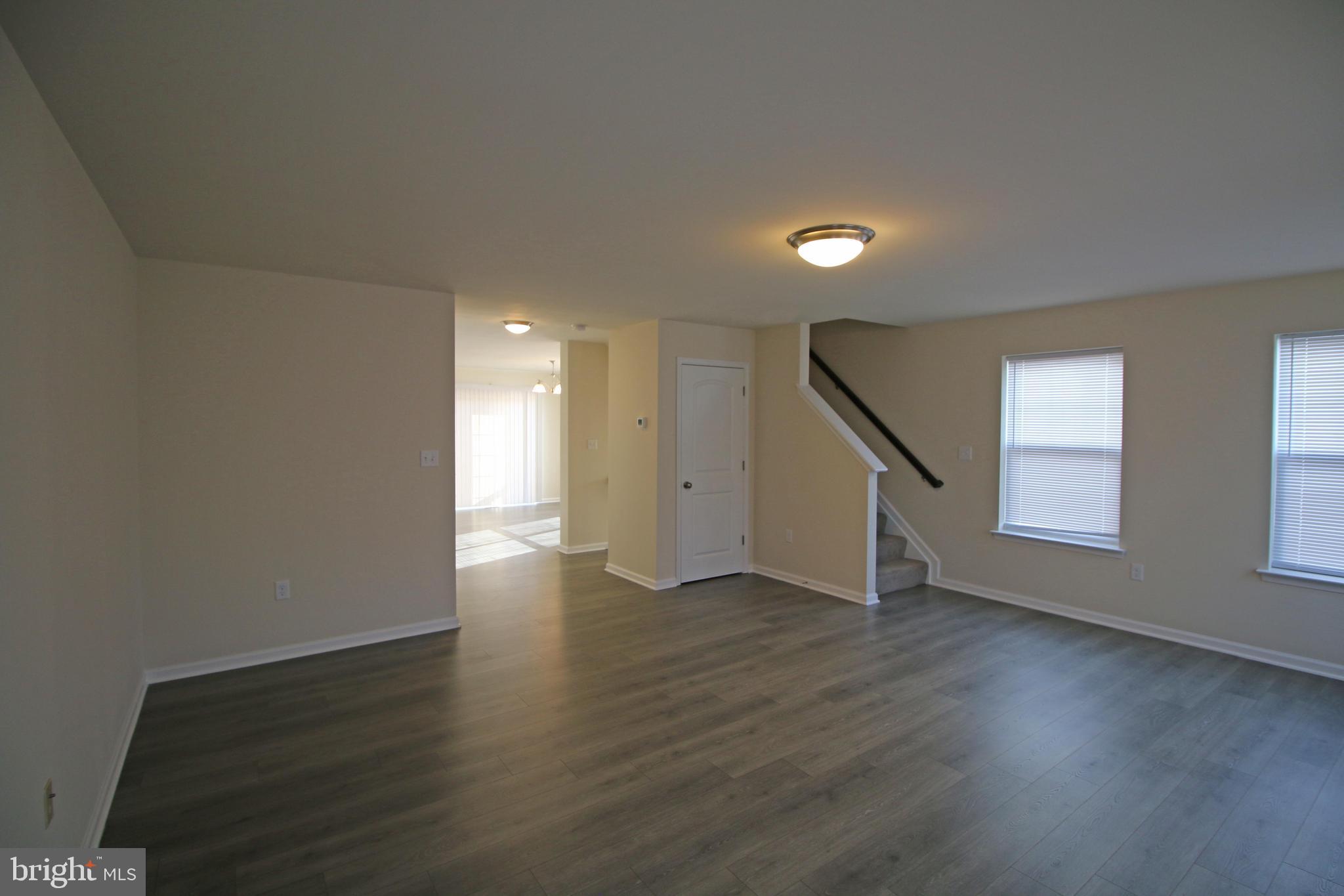 ADMIRALS QUAY - Residential Lease