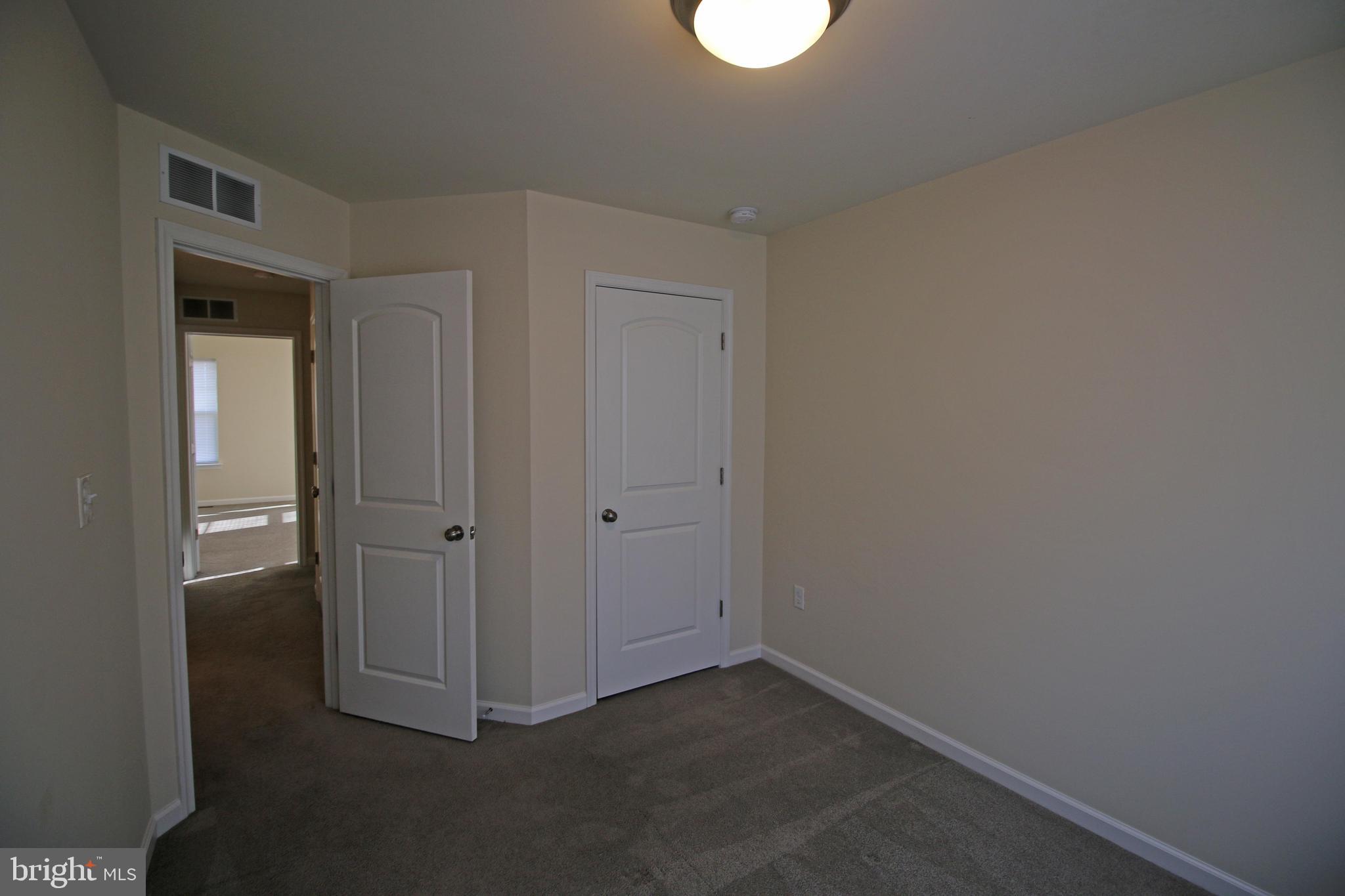 ADMIRALS QUAY - Residential Lease