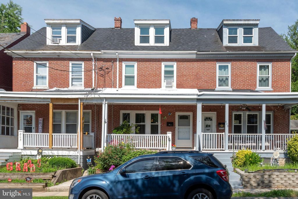 Photo of 807 Highland Avenue, LANCASTER, PA 17603 (MLS # PALA2071984)