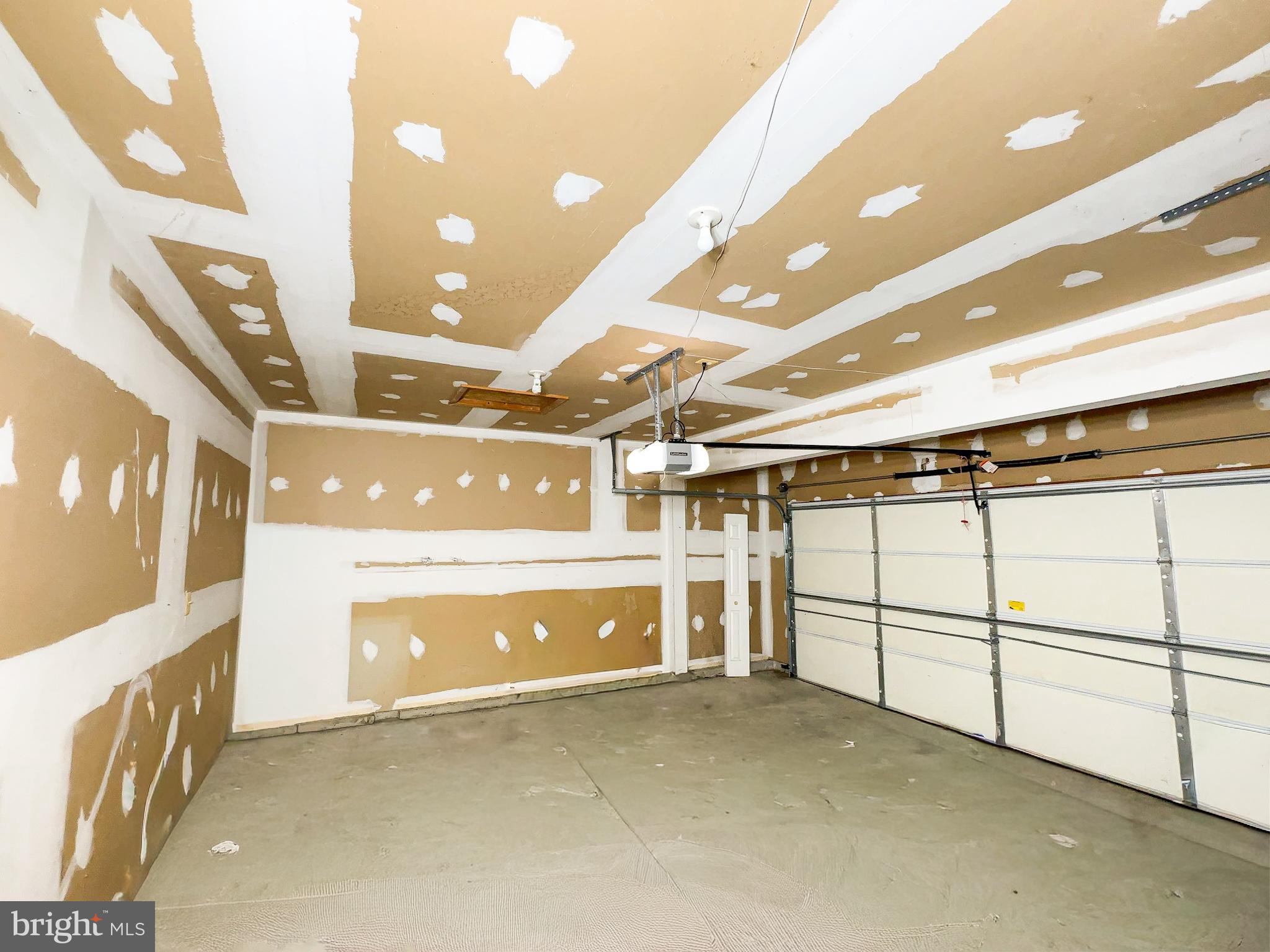 JOMAR ACRES - Residential