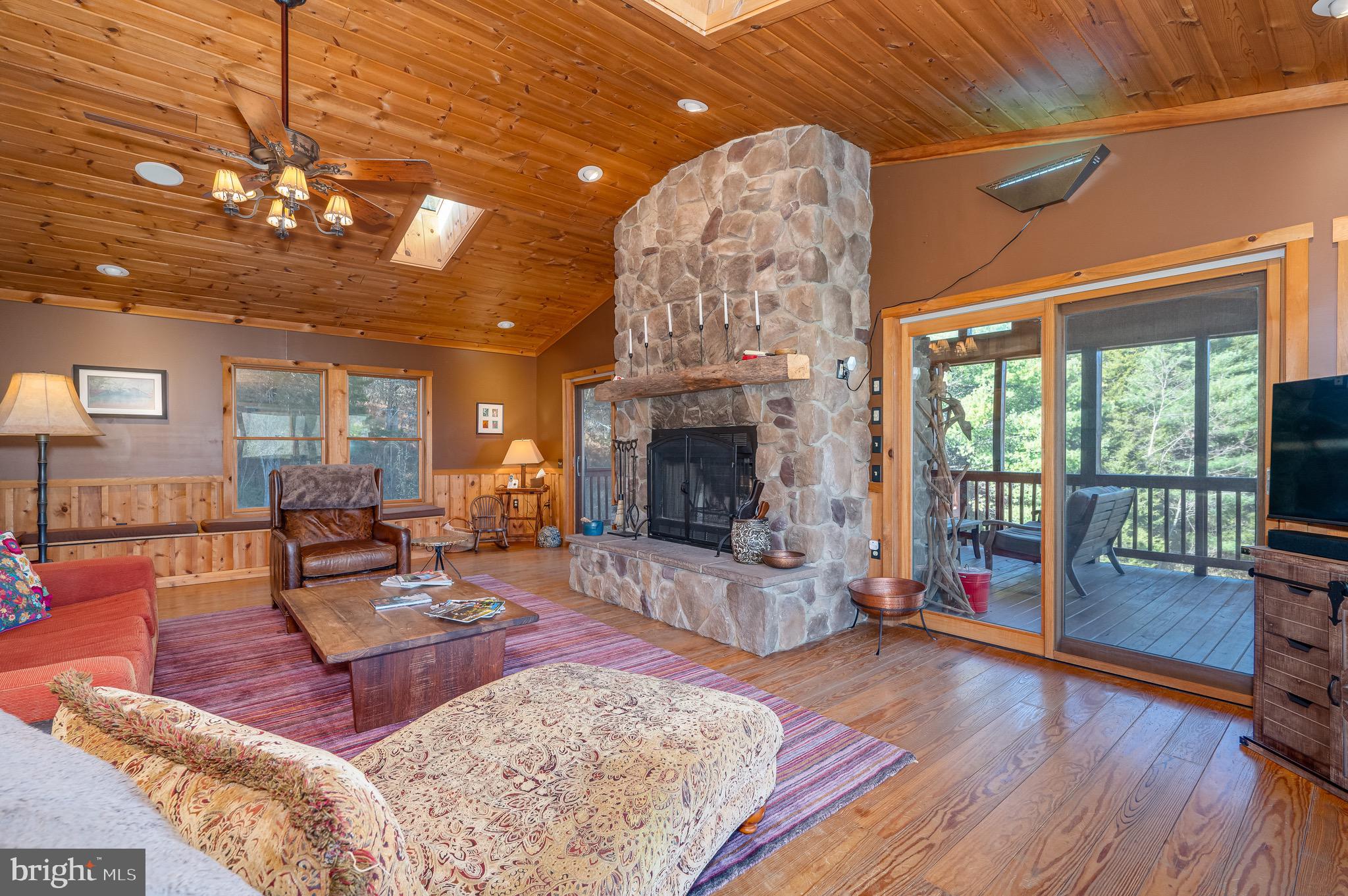 LOST RIVER VALLEY PROPERTY OWNERS ASSN - Residential