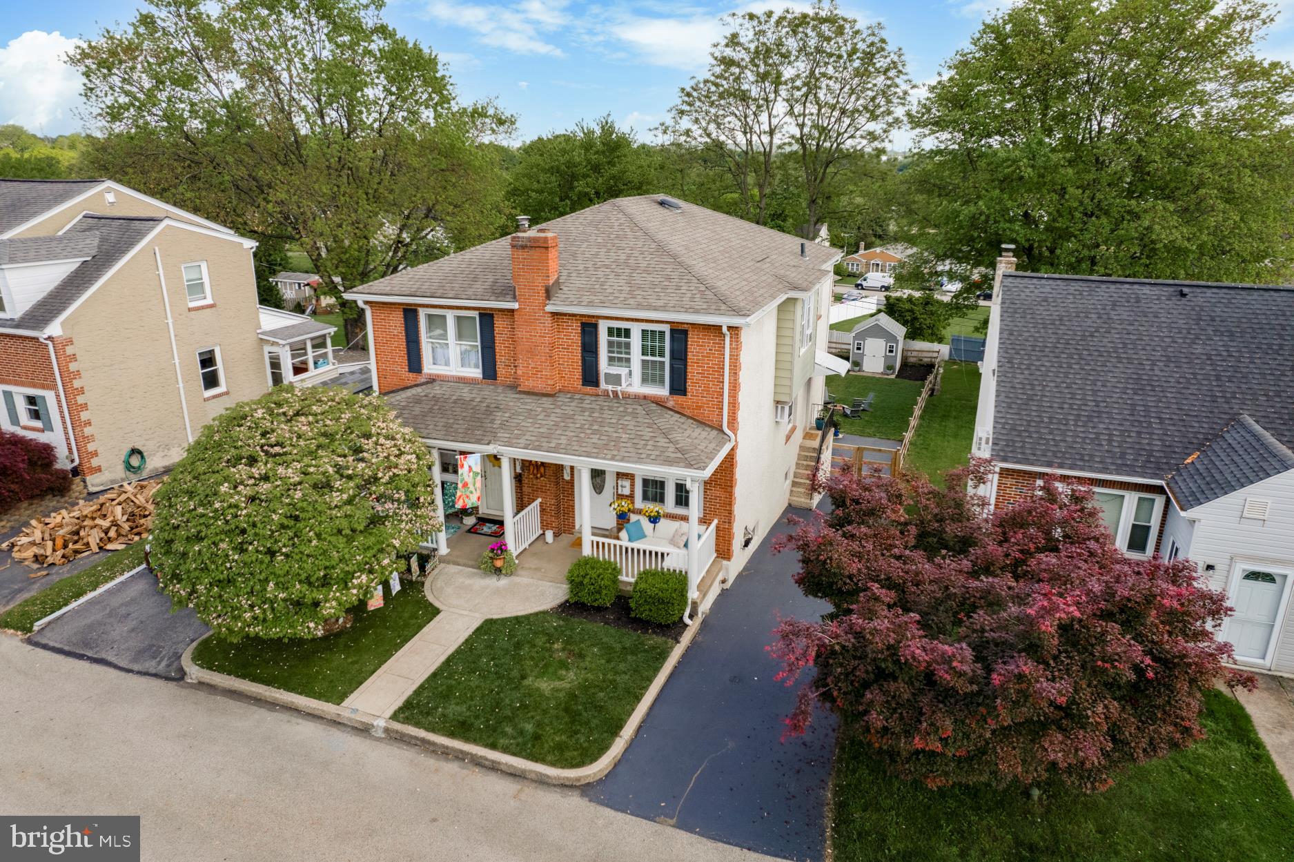 BLACK HORSE - Residential