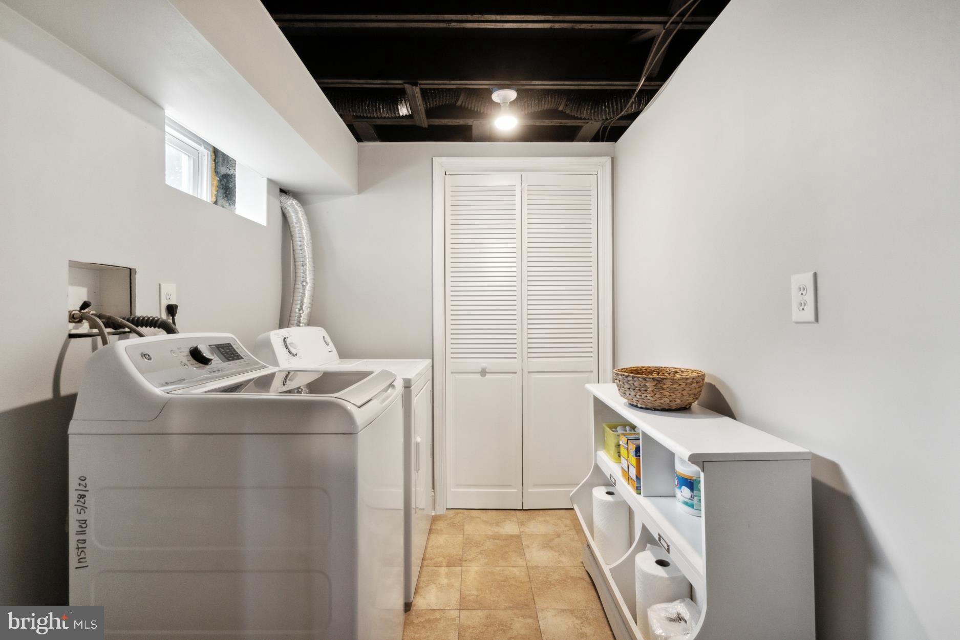 BLACK HORSE - Residential