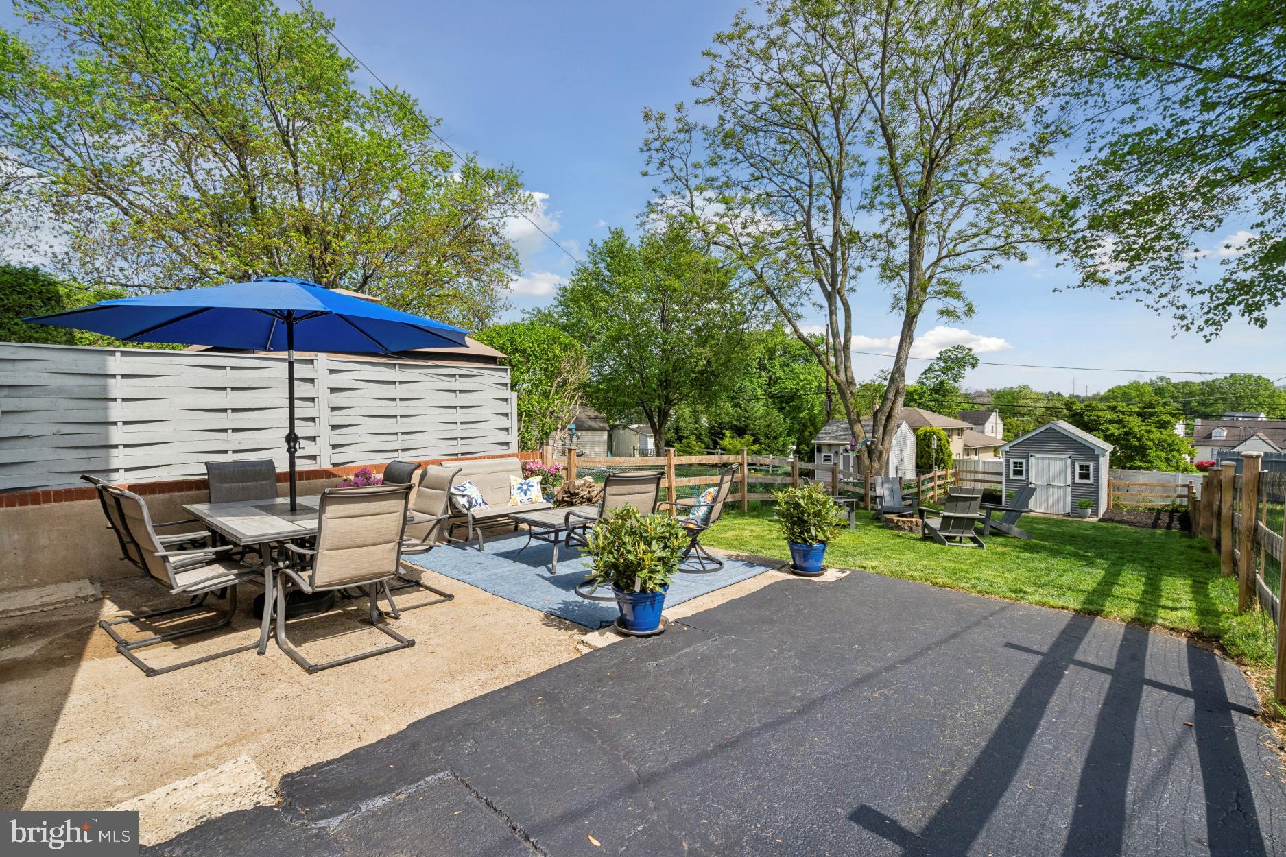 BLACK HORSE - Residential