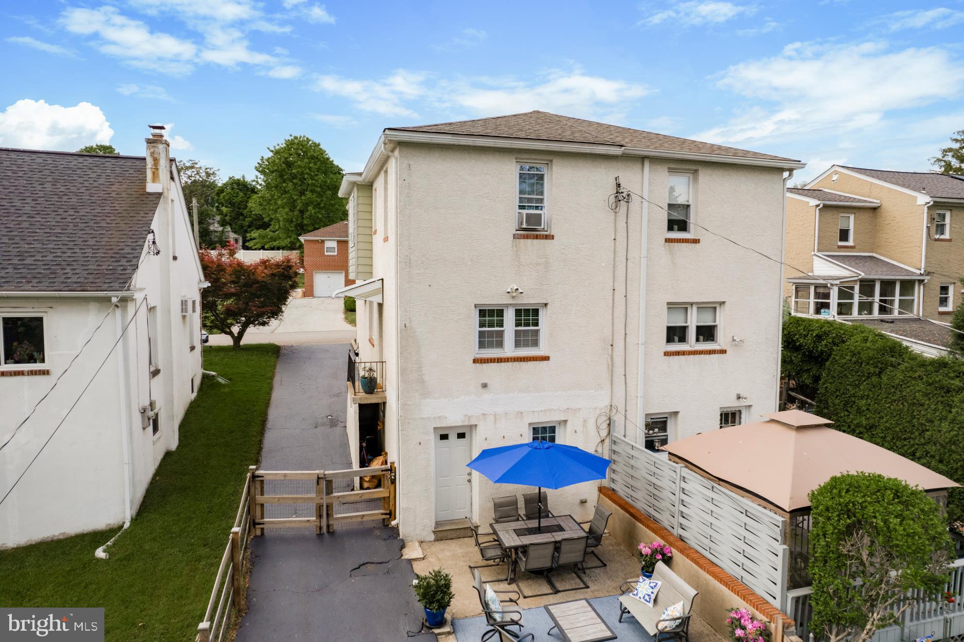 BLACK HORSE - Residential