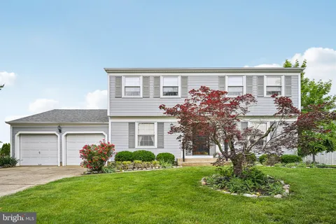 9 Nottingham Road, Marlton, NJ MLS: NJBL2085202