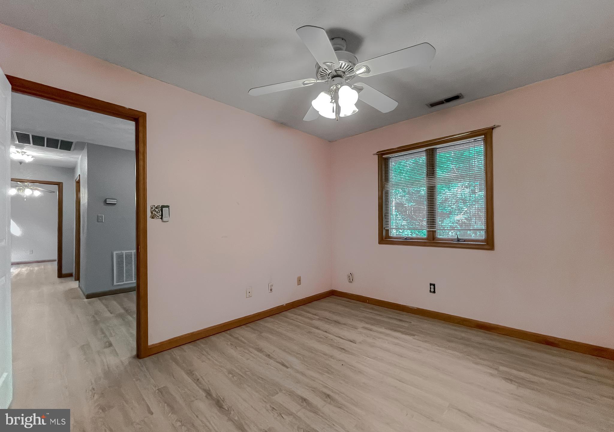 TOWER HILL - Residential