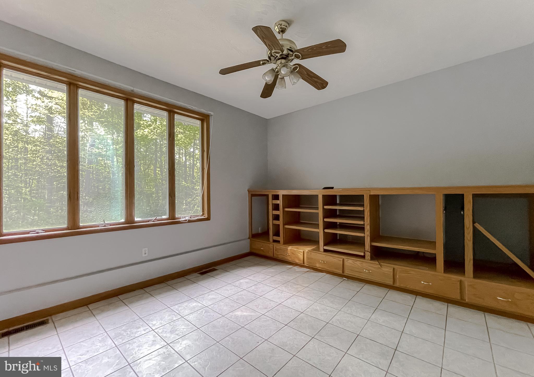 TOWER HILL - Residential