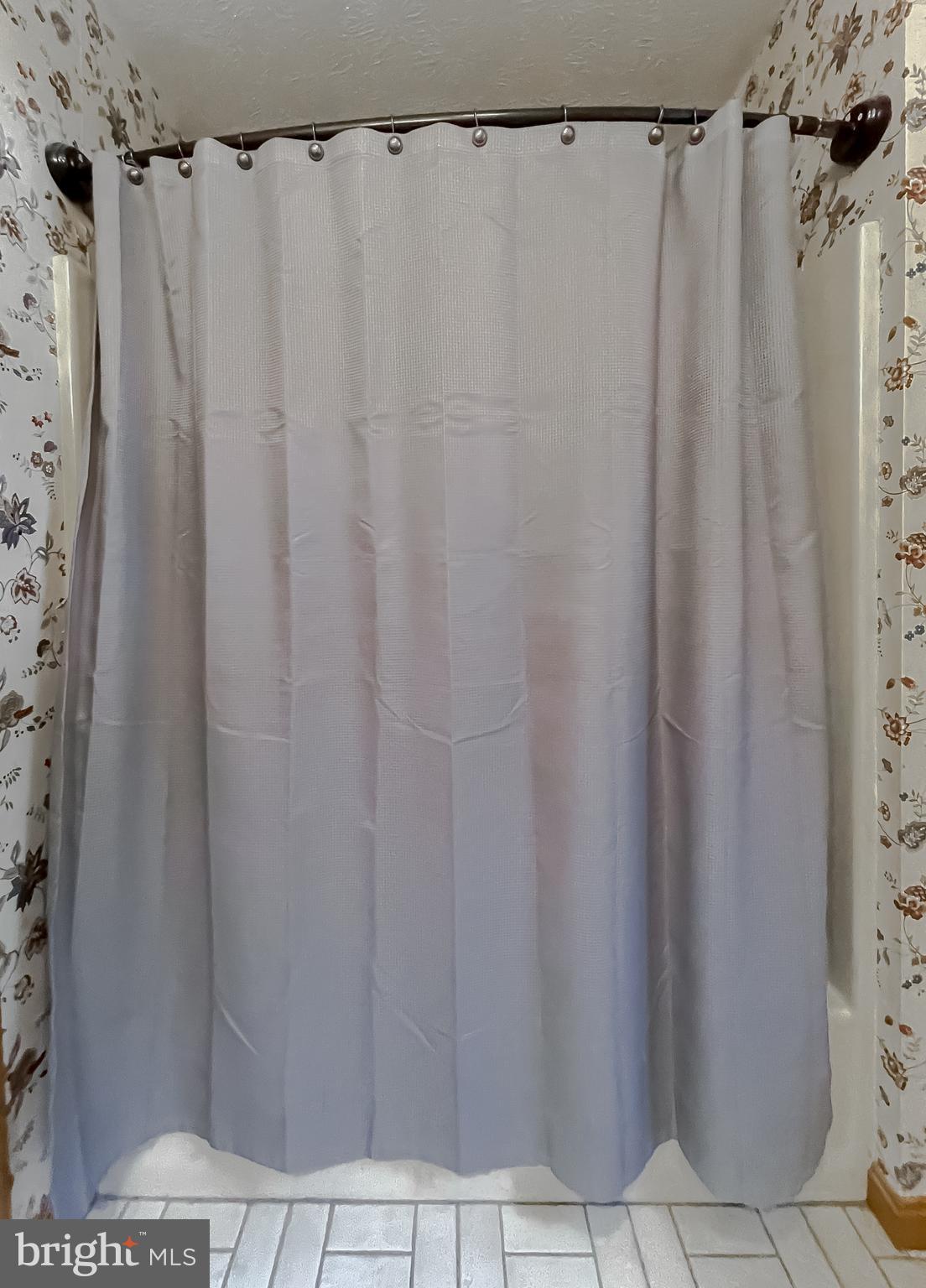 TOWER HILL - Residential