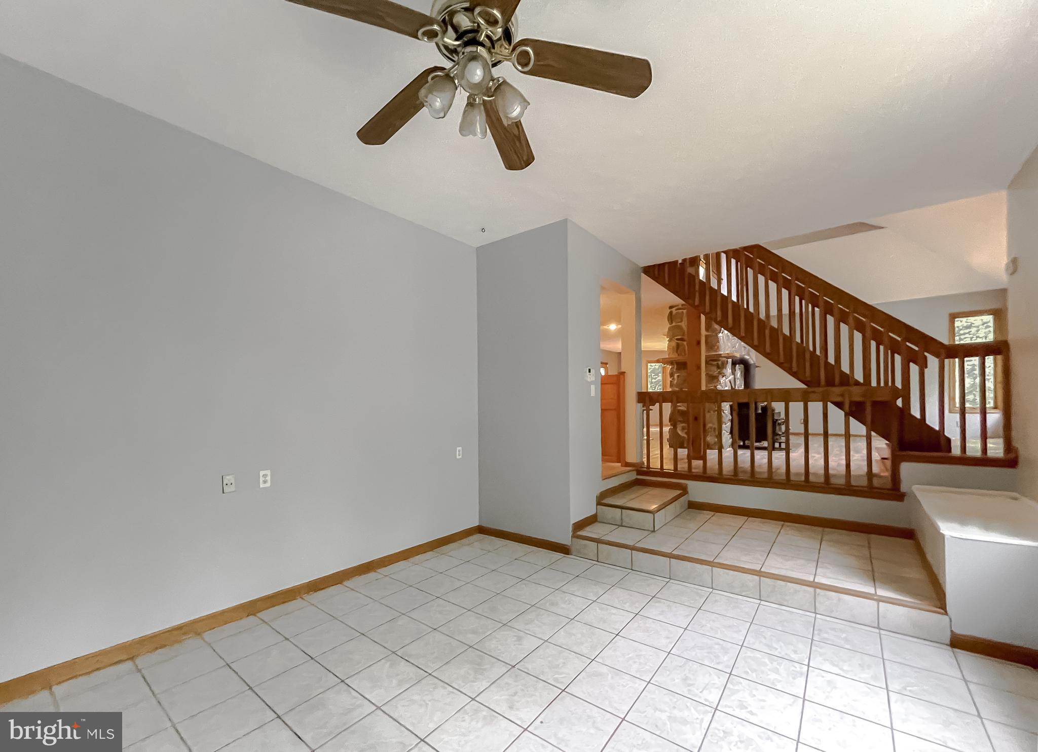 TOWER HILL - Residential