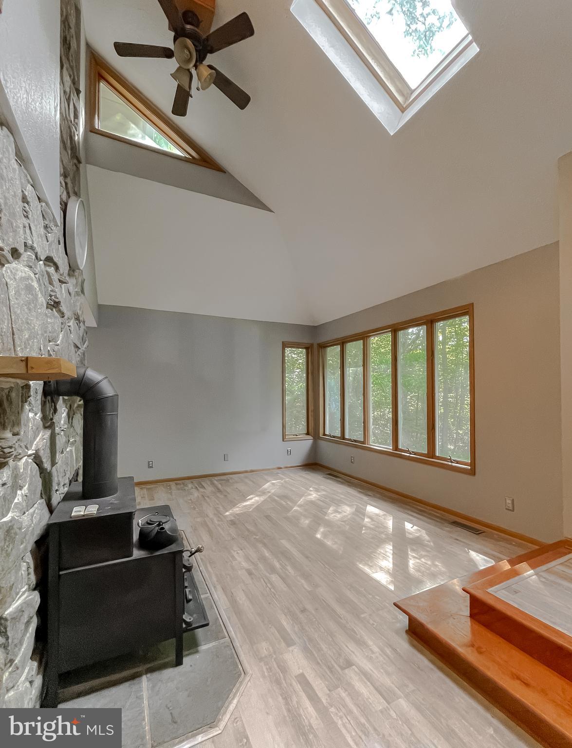 TOWER HILL - Residential