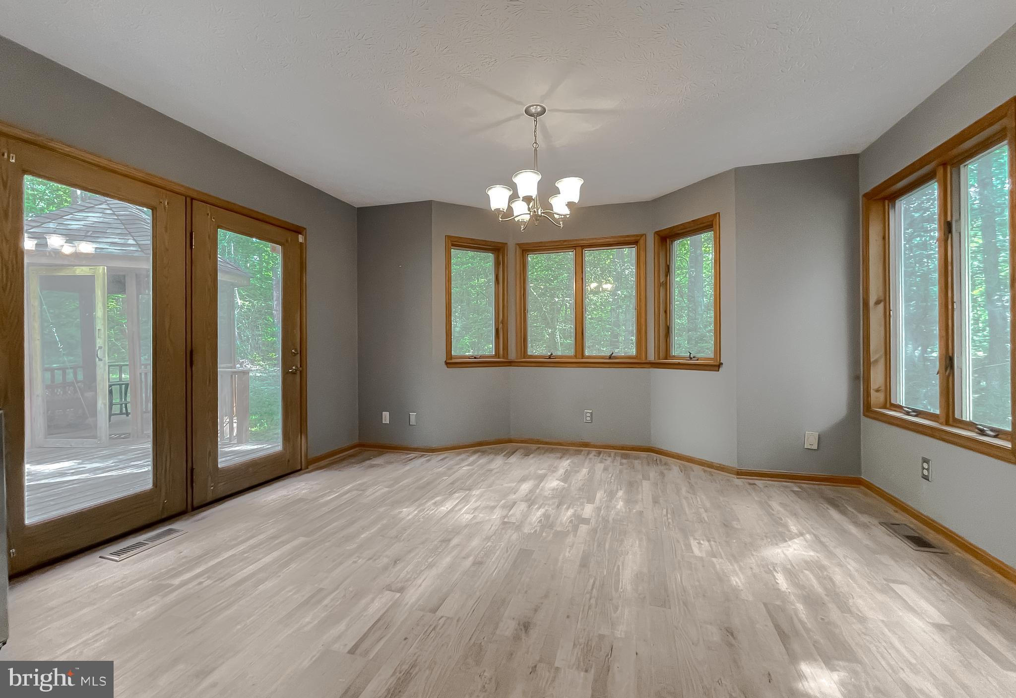 TOWER HILL - Residential