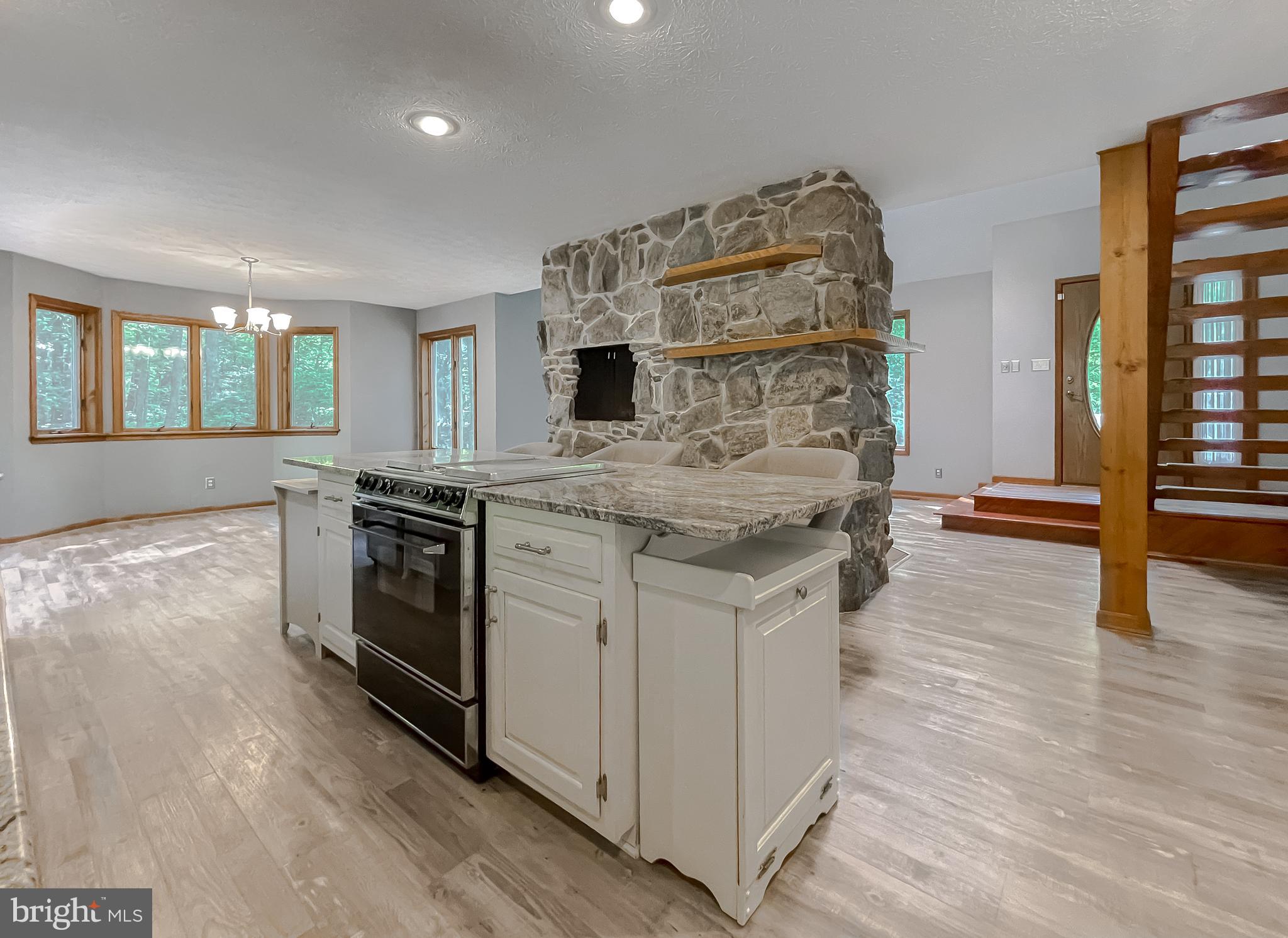 TOWER HILL - Residential