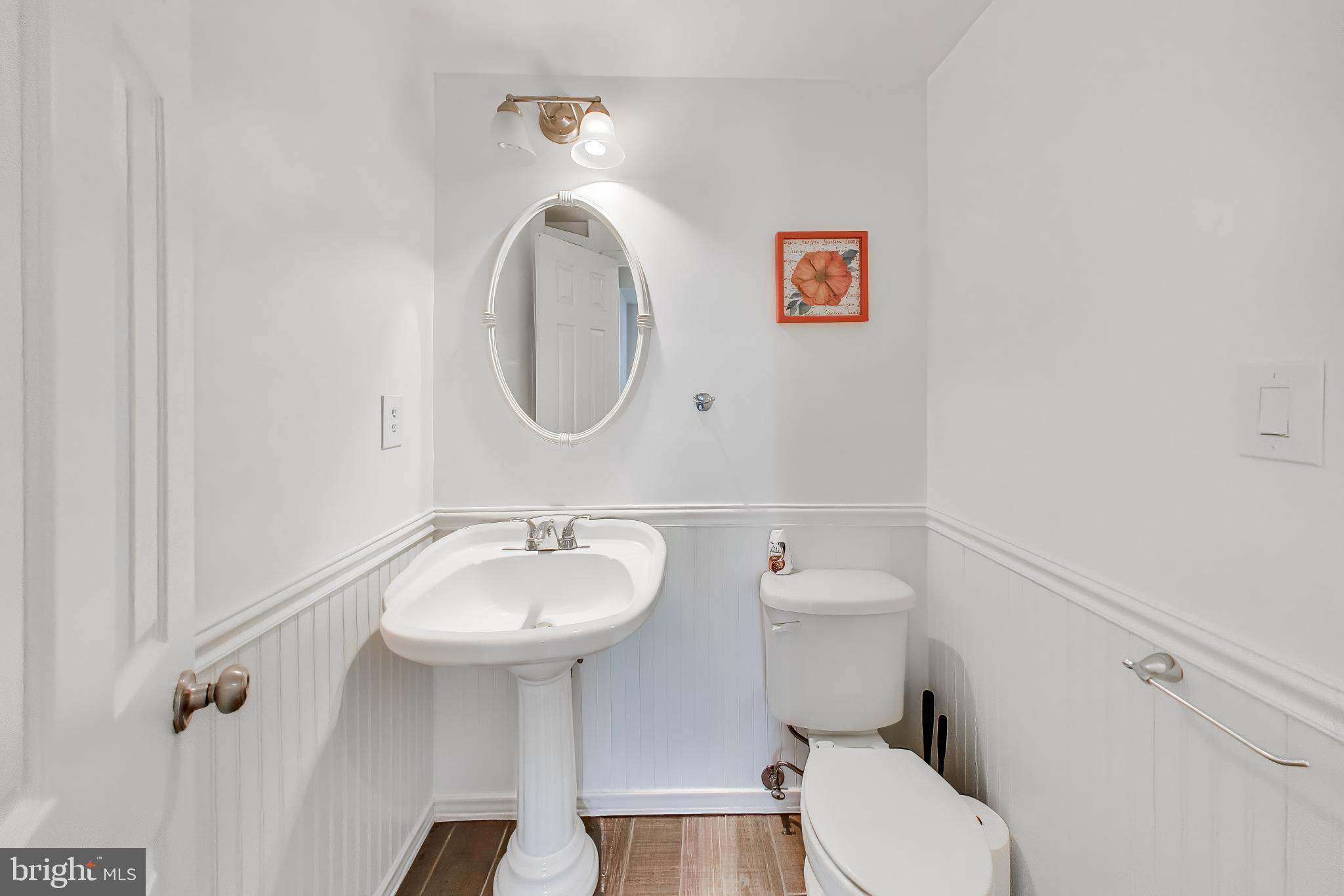 LAUREL LAKES - Residential