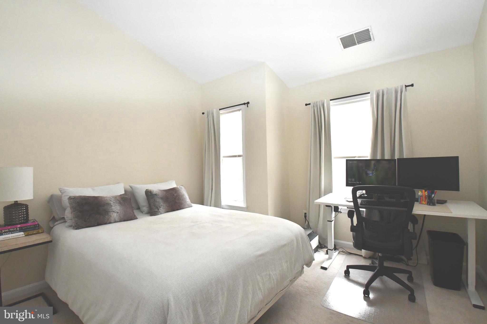 GUNSTON HILL - Residential Lease