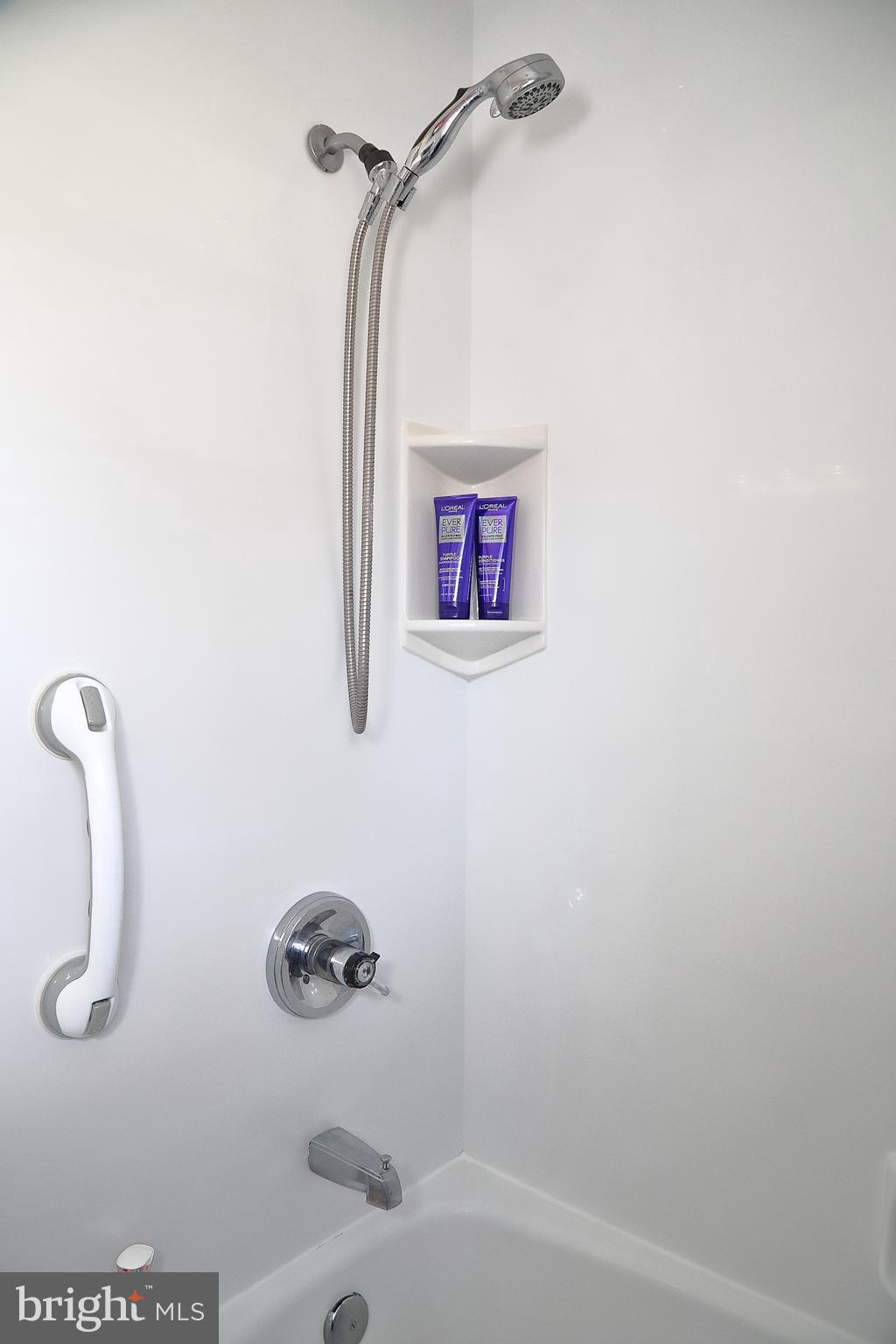 GARDEN SPOT ACRES - Residential