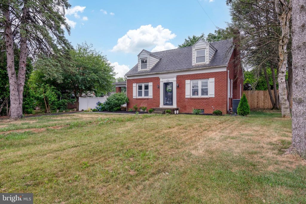 Photo of 870 E Main Street, Mount Joy, PA 17552 (MLS # PALA2053818)