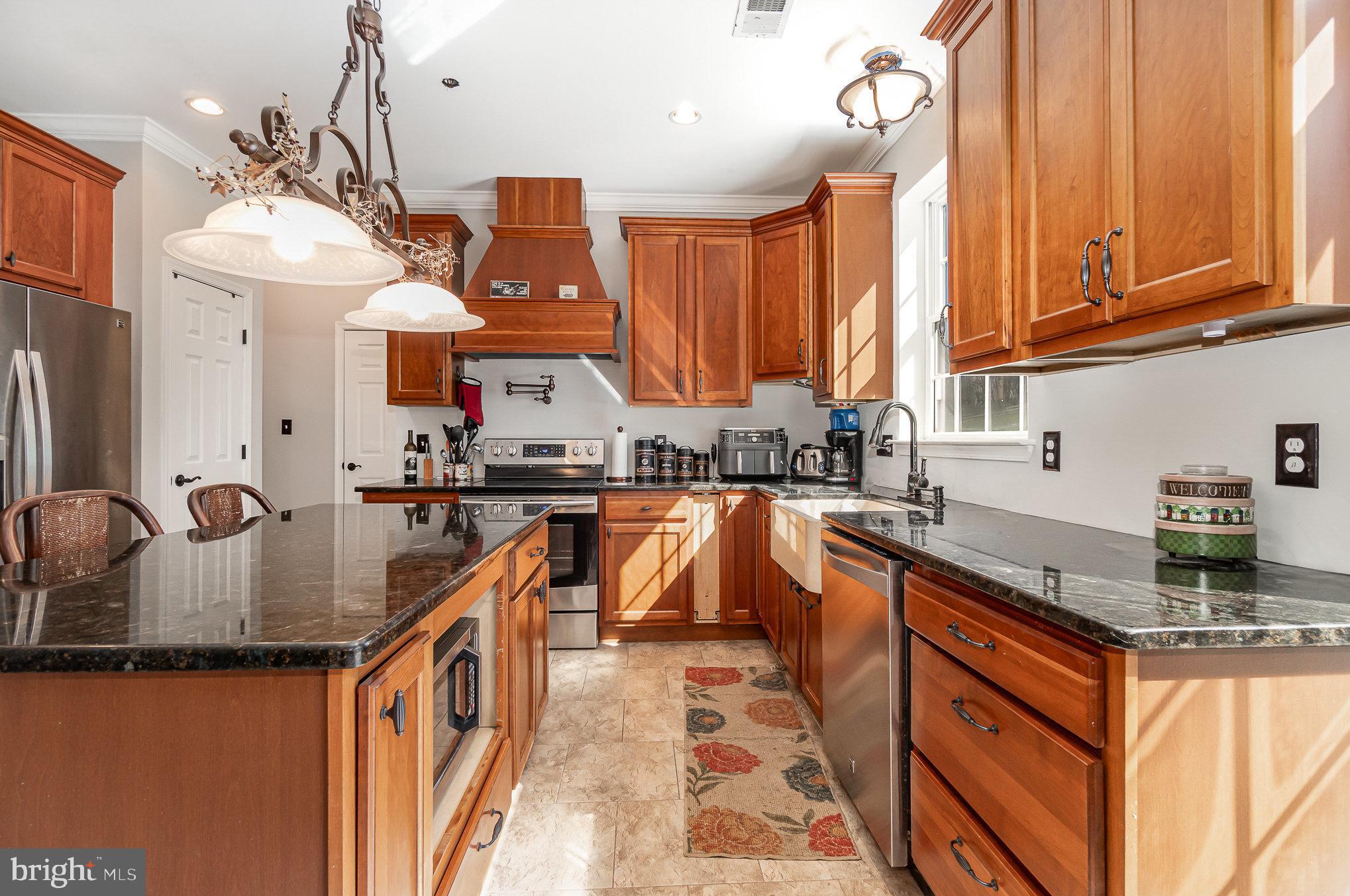 280 MOUNT OLIVET CHURCH ROAD