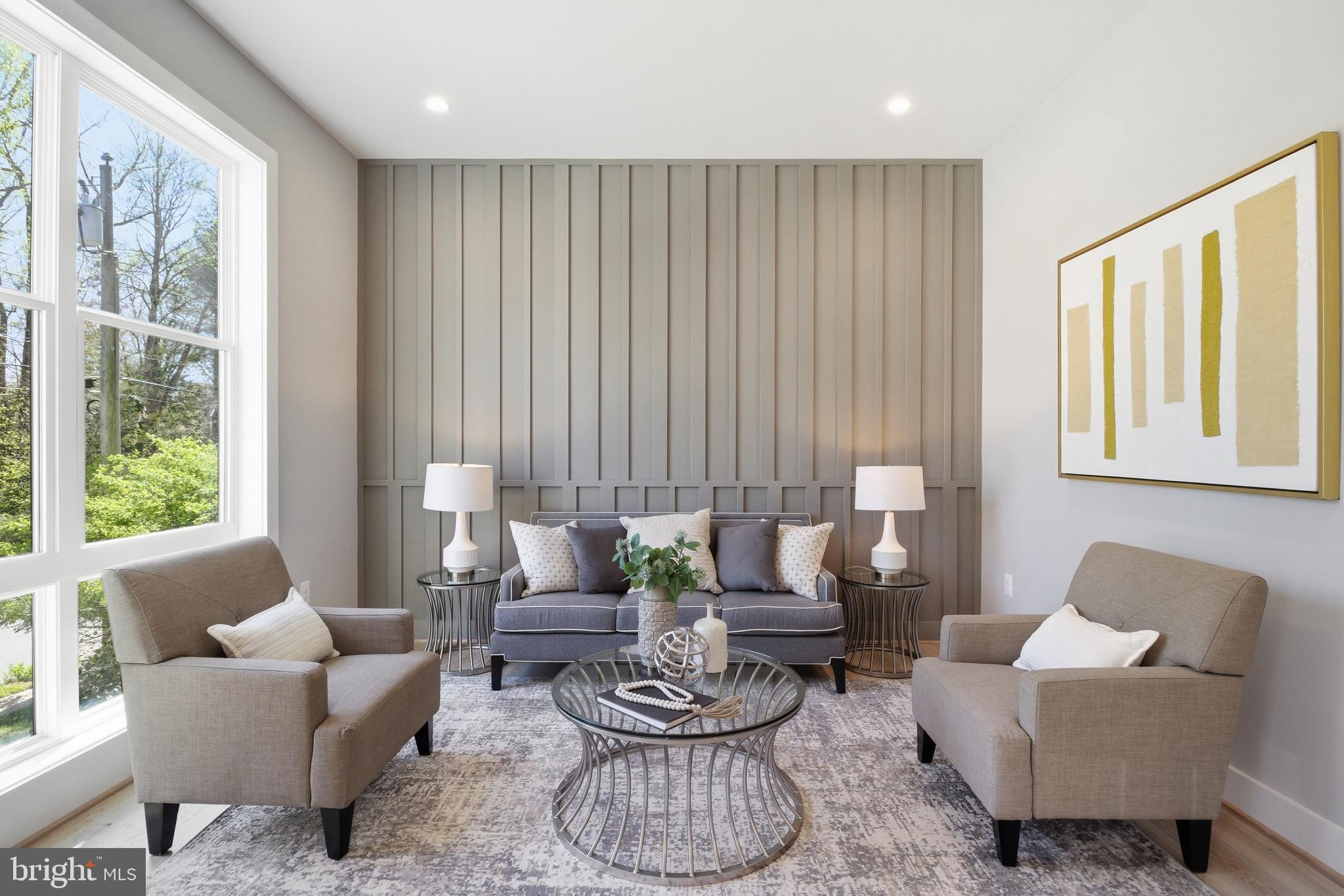 VIENNA WOODS - Residential