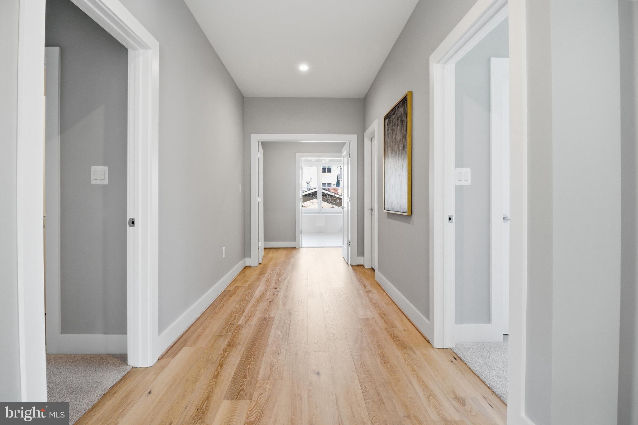 VIENNA WOODS - Residential