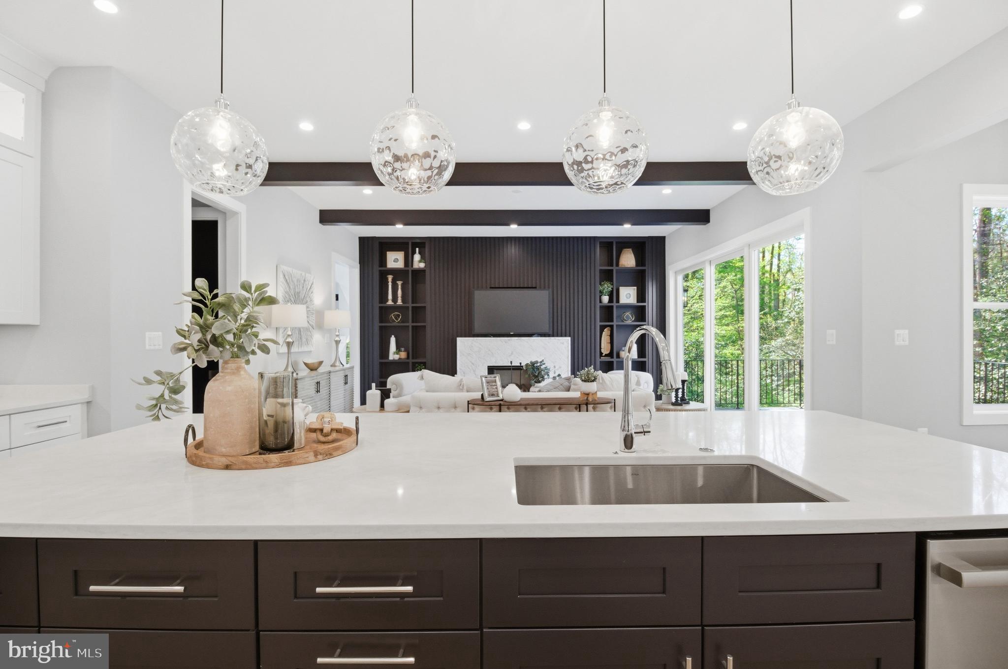 VIENNA WOODS - Residential