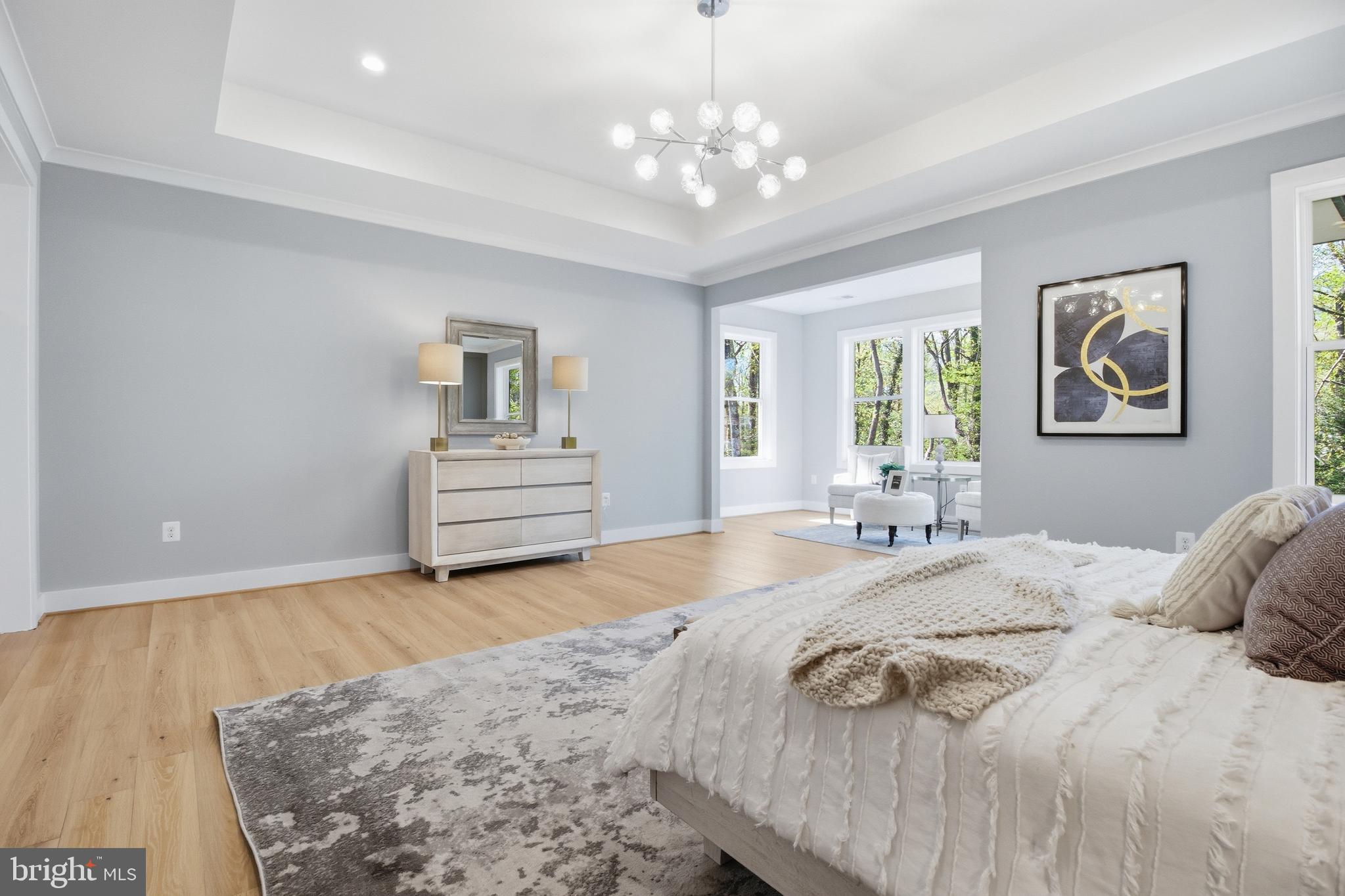 VIENNA WOODS - Residential