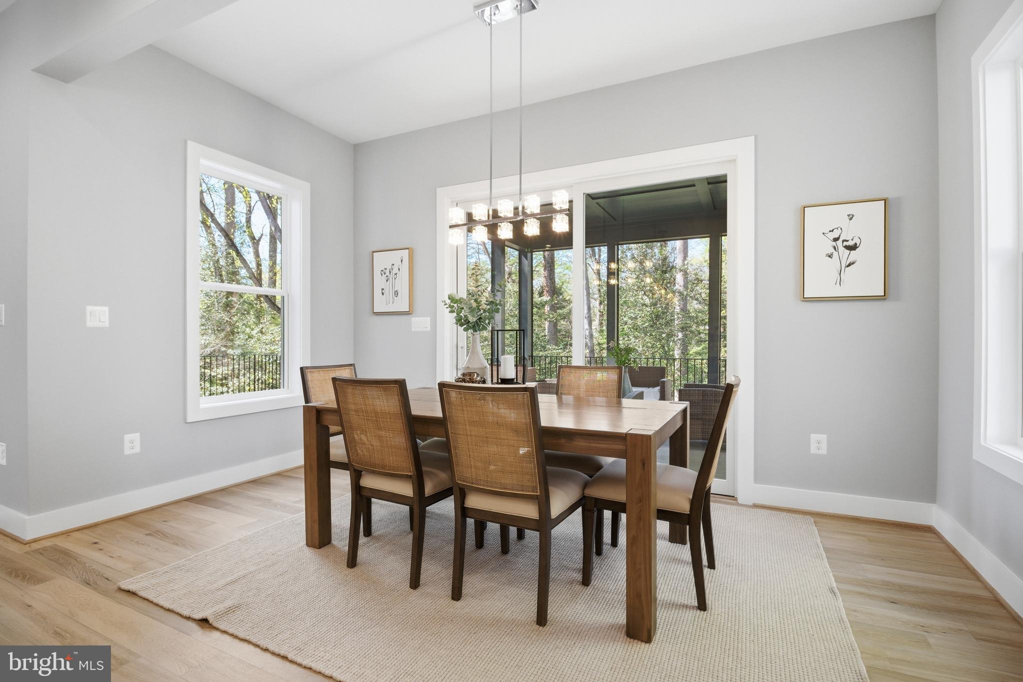 VIENNA WOODS - Residential