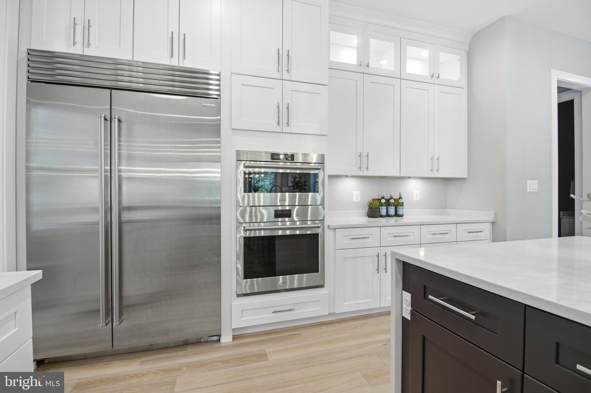 VIENNA WOODS - Residential