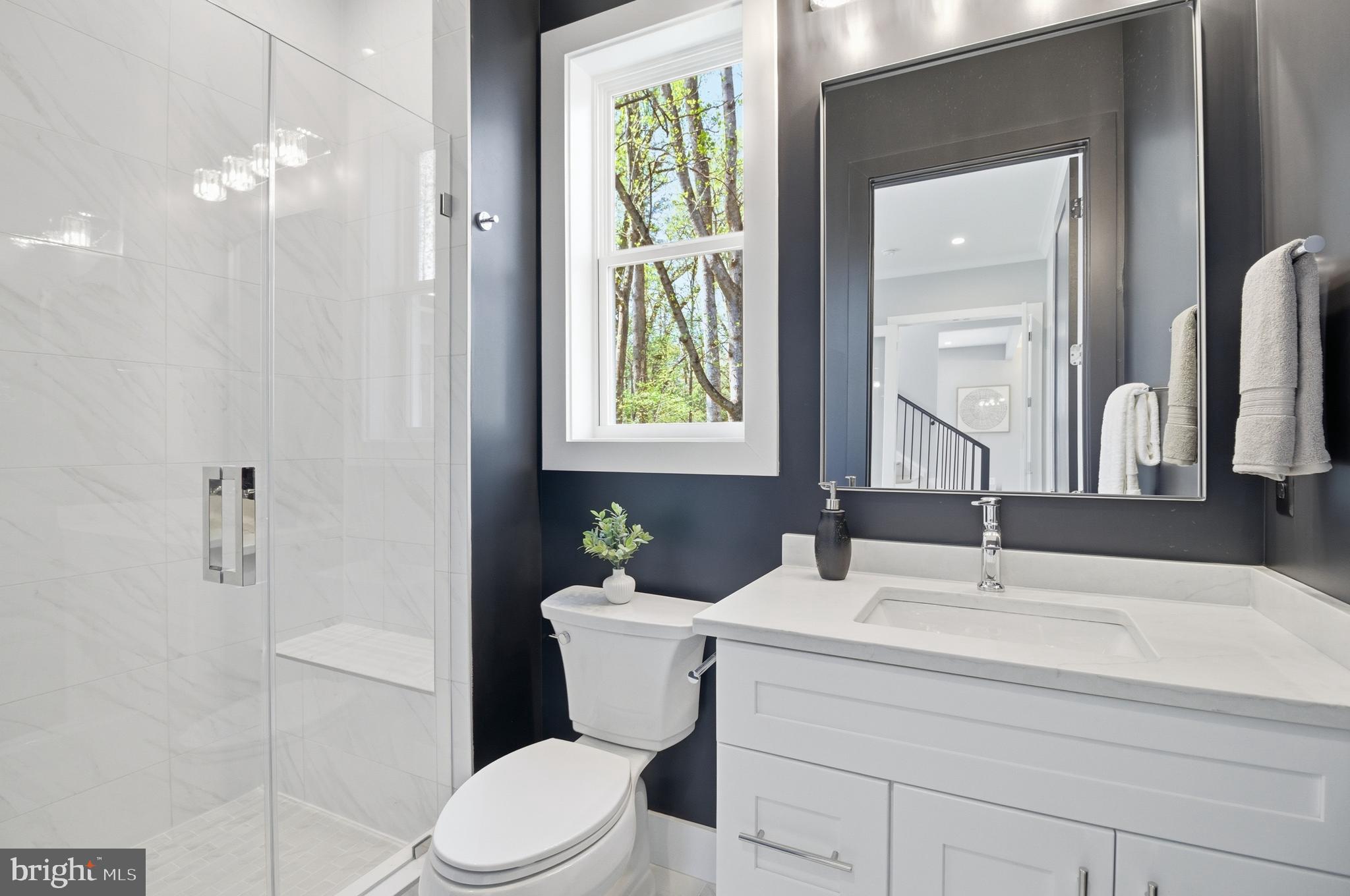 VIENNA WOODS - Residential