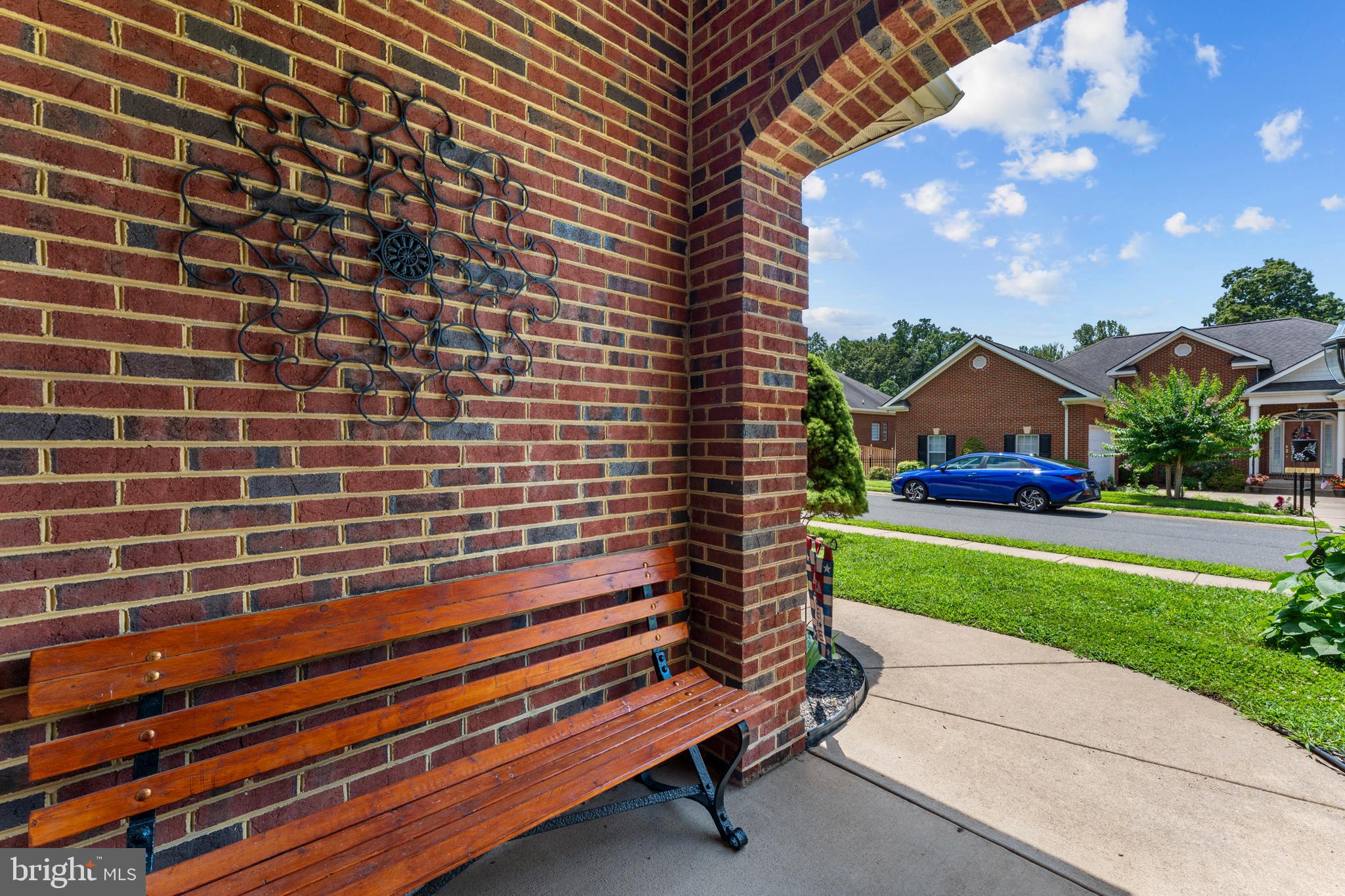 CARRIAGE HOUSE CHASE - Residential