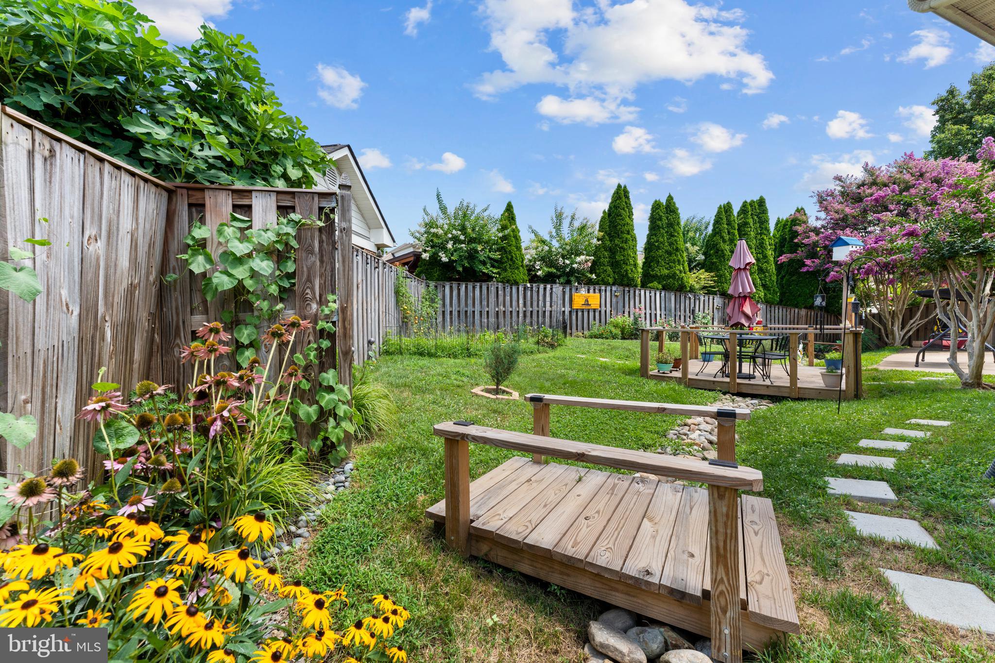 CARRIAGE HOUSE CHASE - Residential